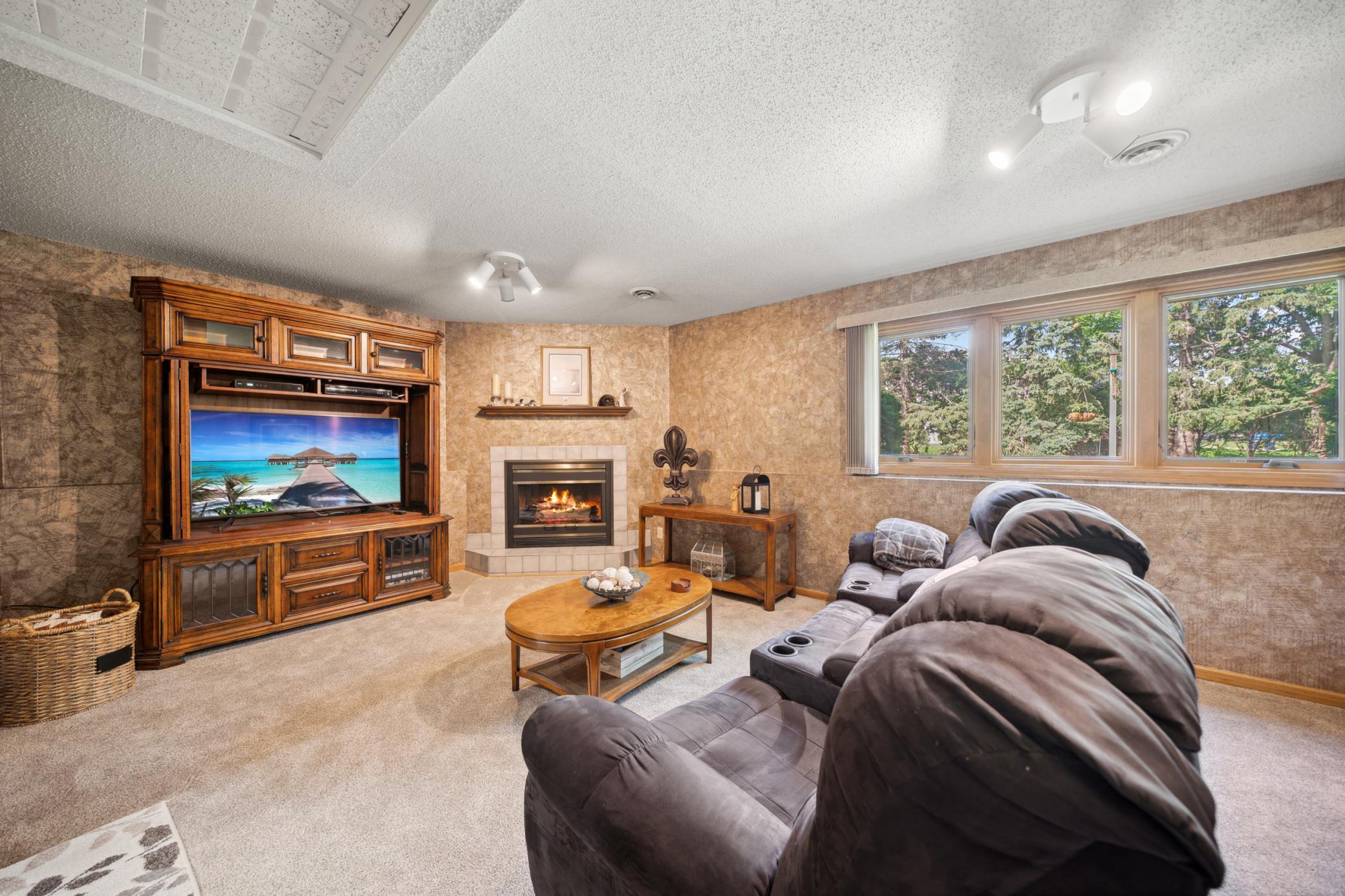 916 Southwind Drive