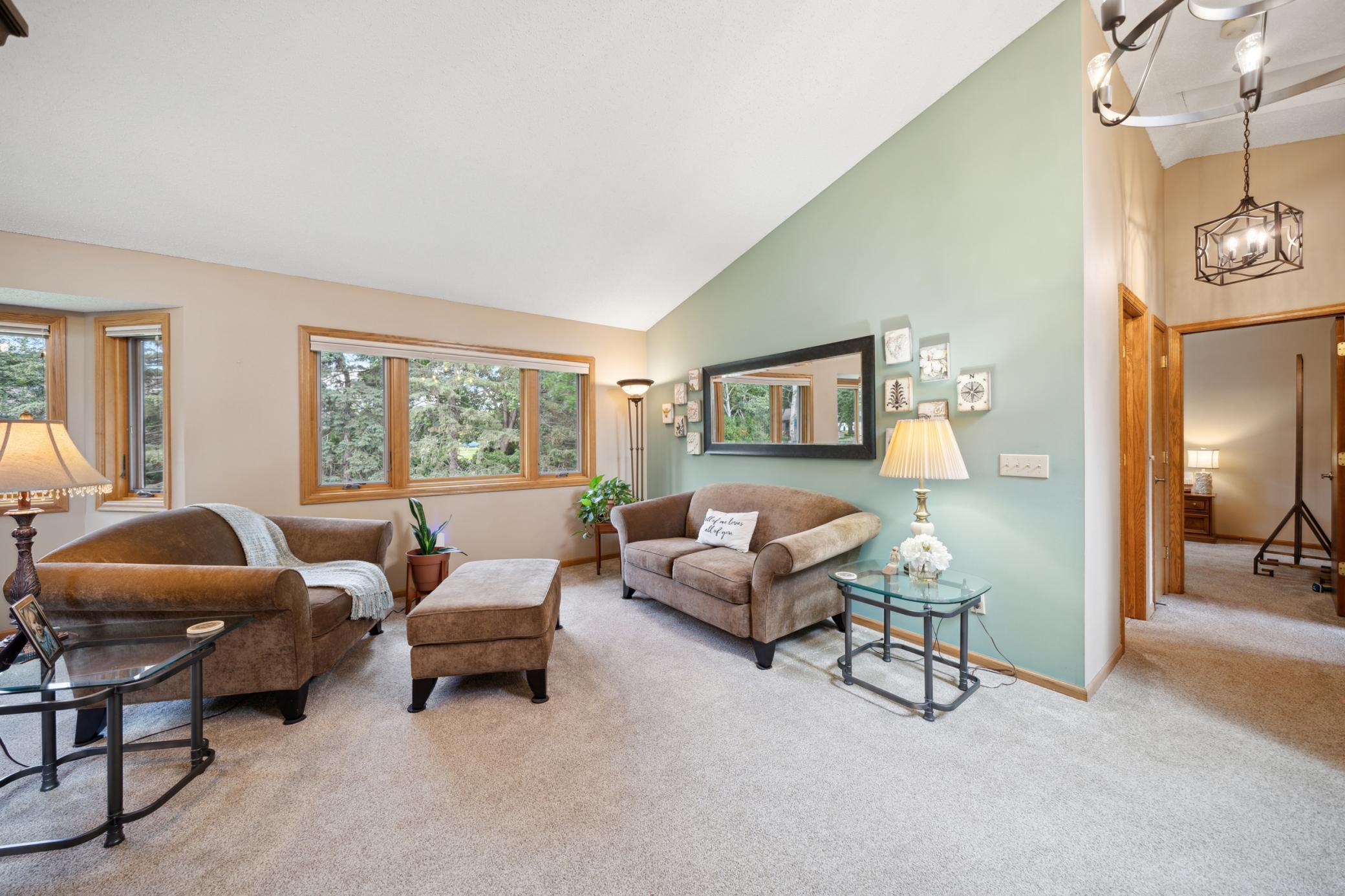 916 Southwind Drive