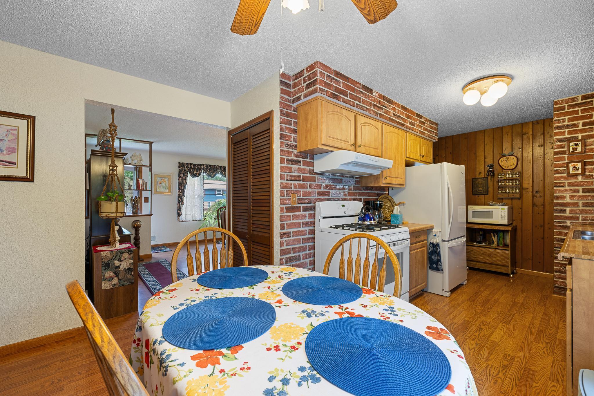 6545 4th Street N