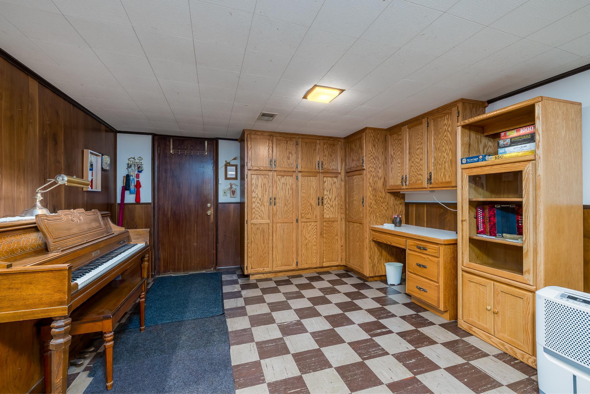 6545 4th Street N
