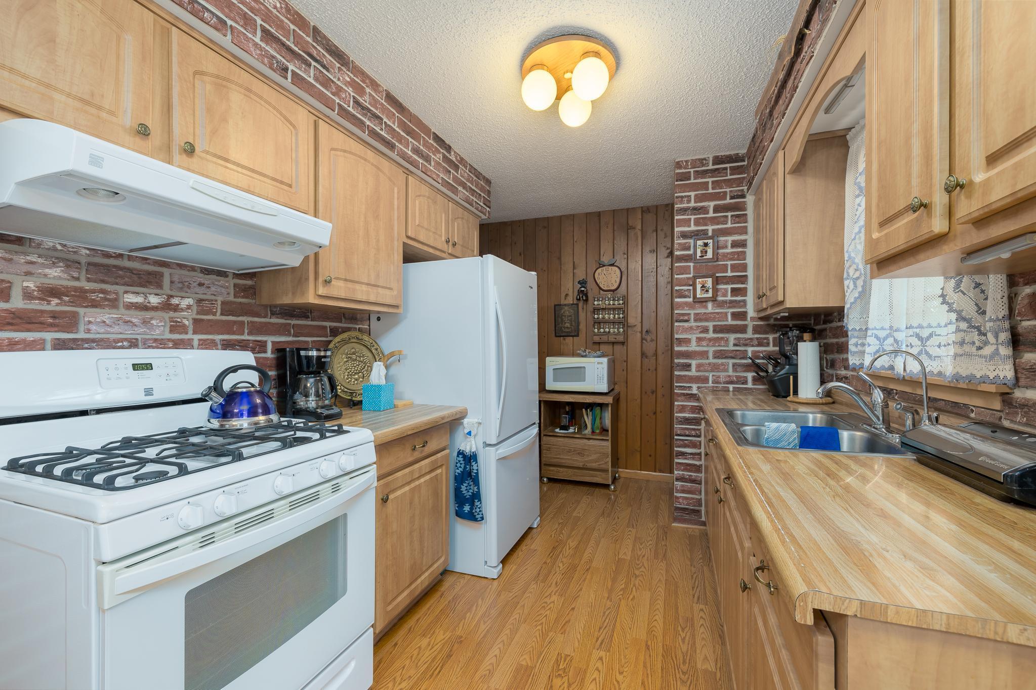 6545 4th Street N