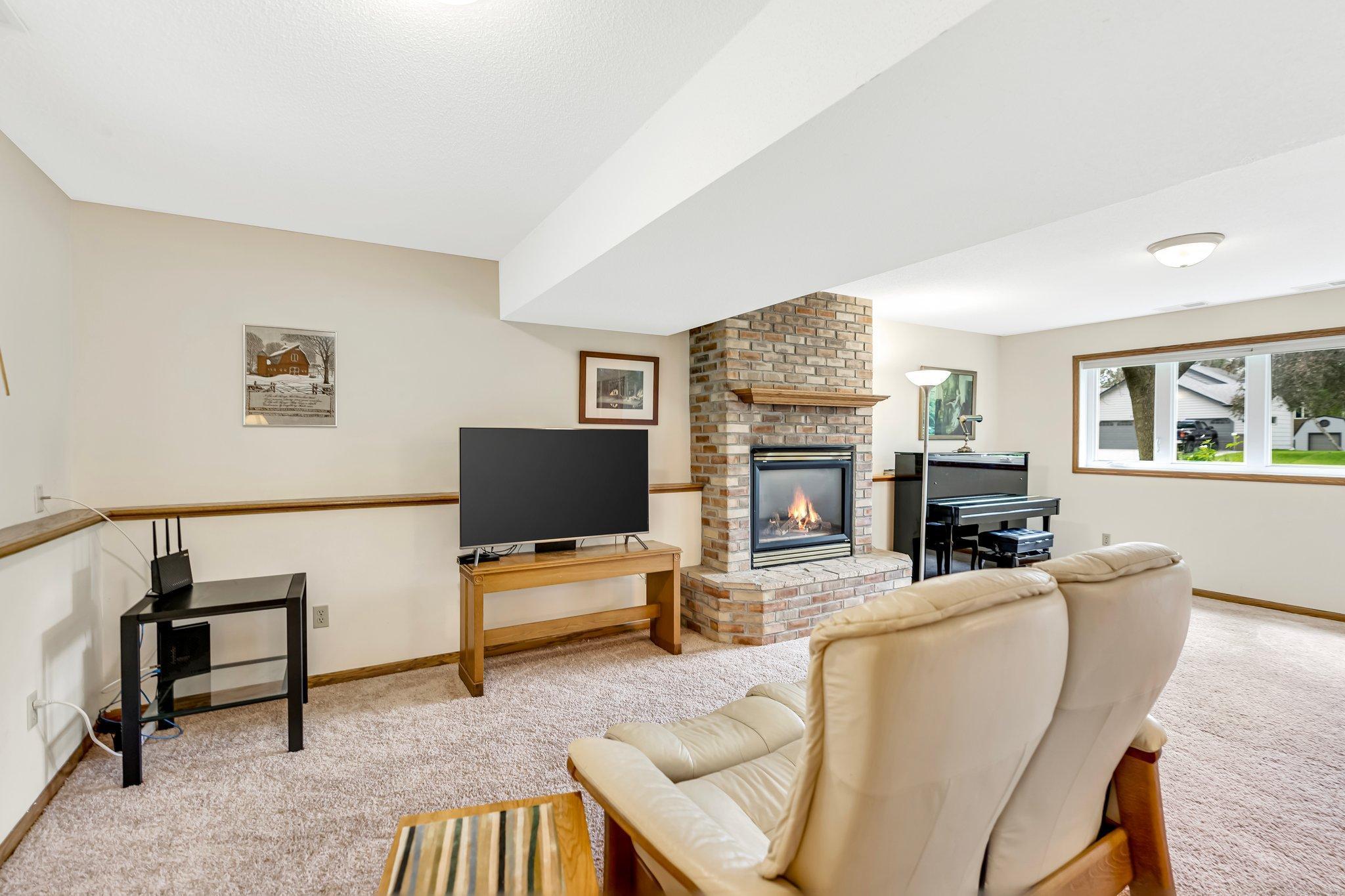 7785 171st Street W