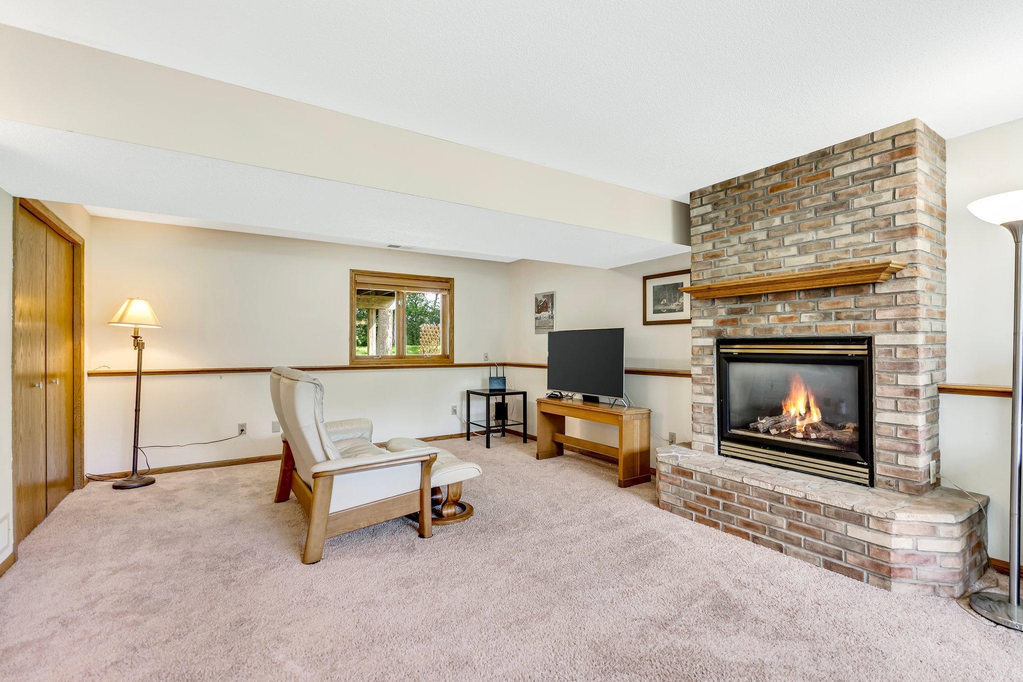 7785 171st Street W