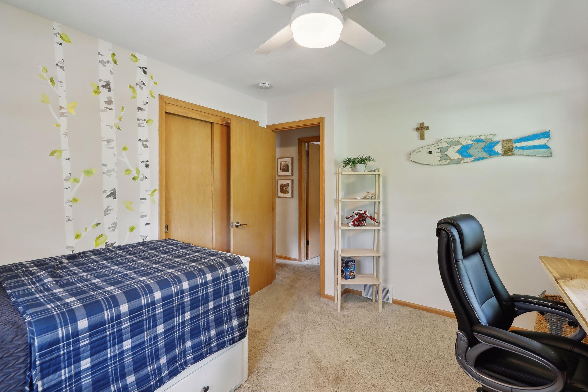 2504 Oakwood Drive