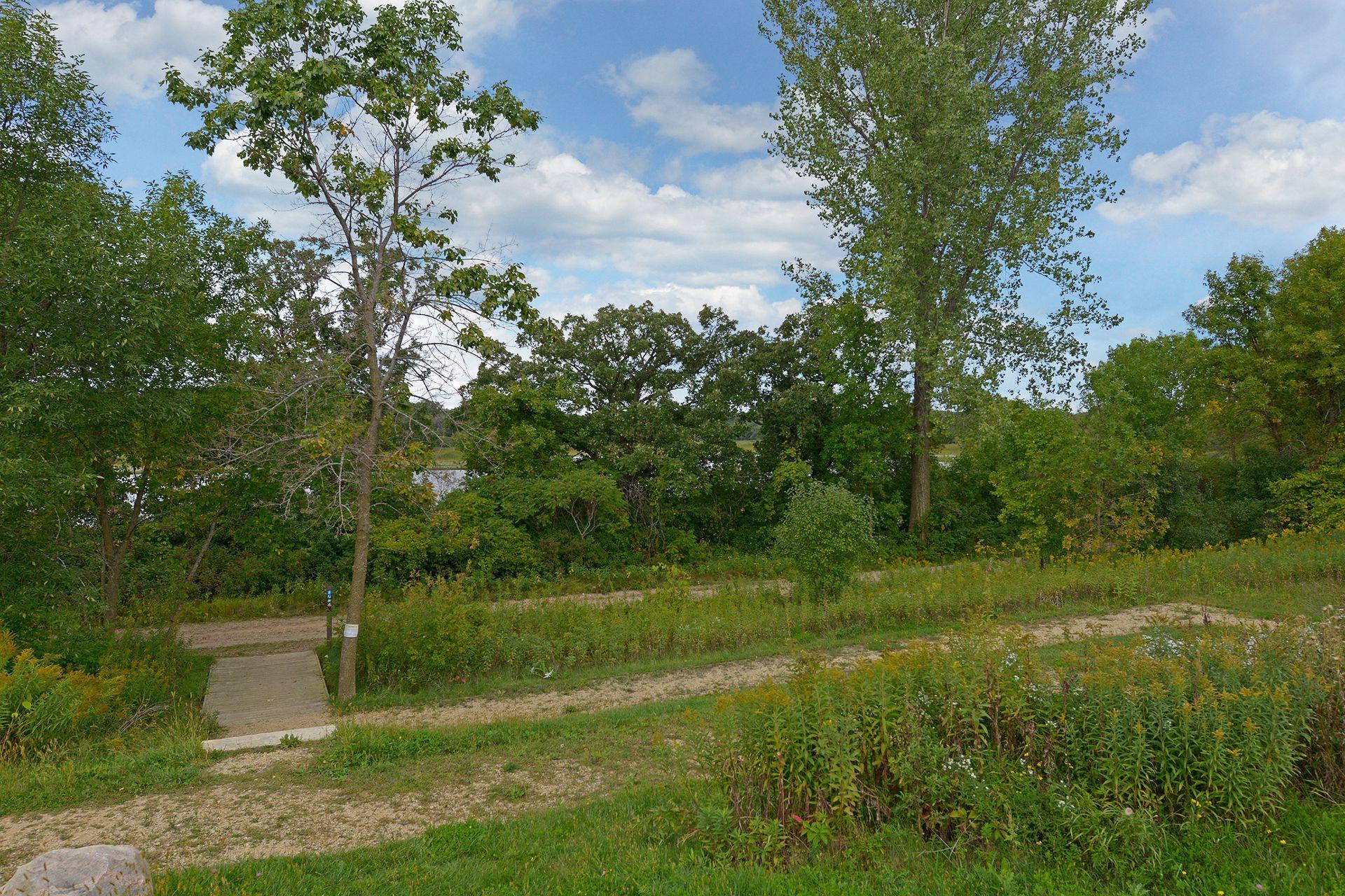 2504 Oakwood Drive