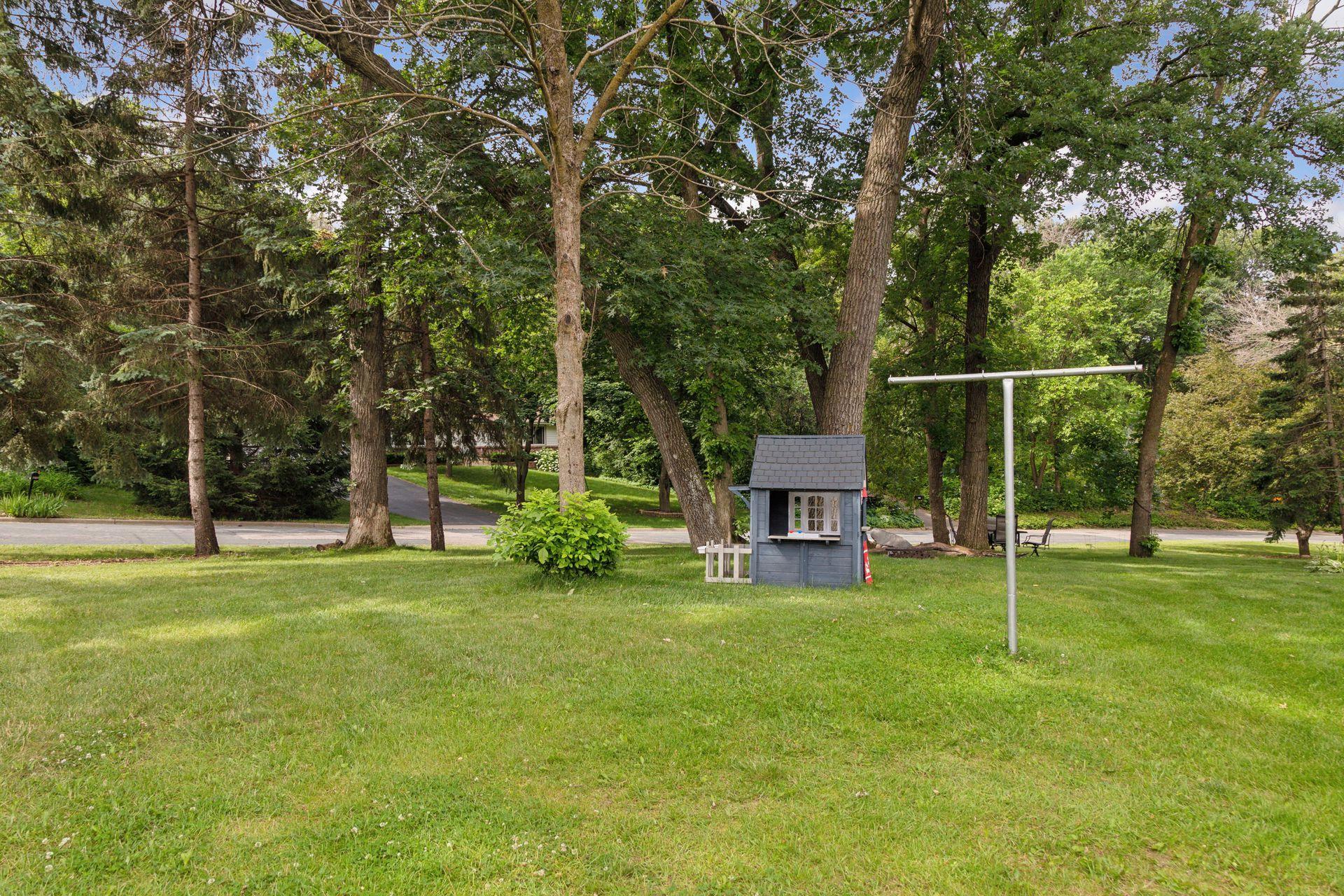 2504 Oakwood Drive