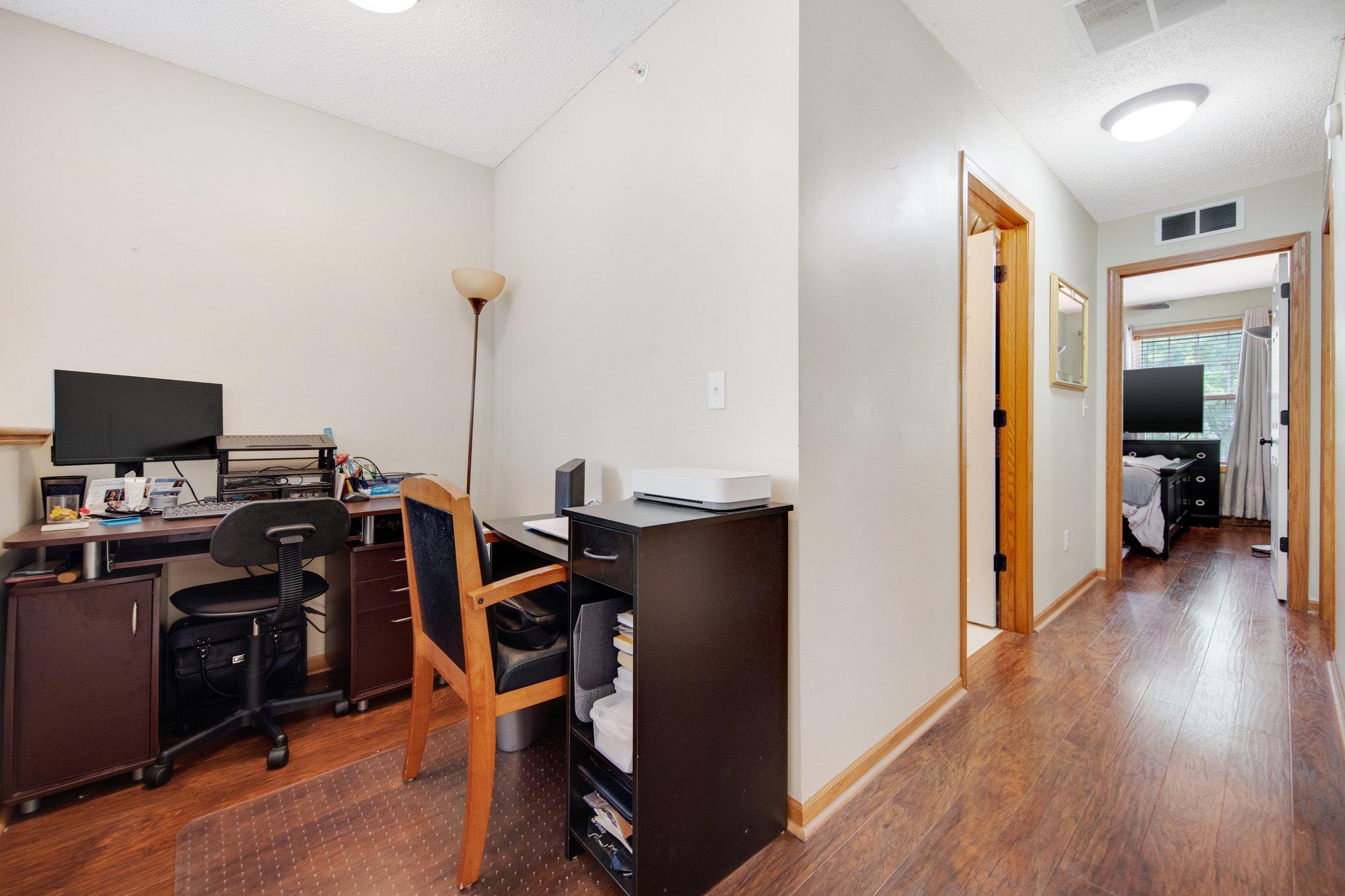 1573 Legacy Parkway E Unit: 6