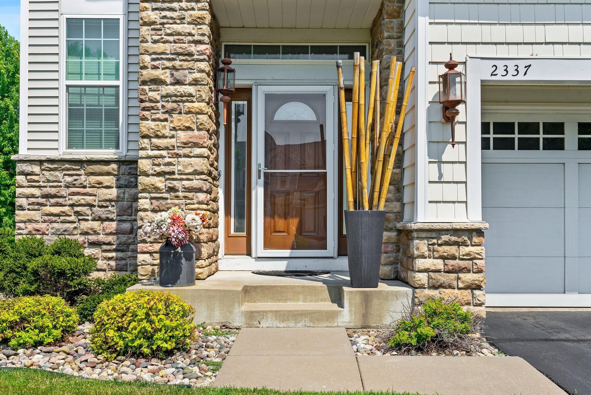 2337 Woodcrest Drive