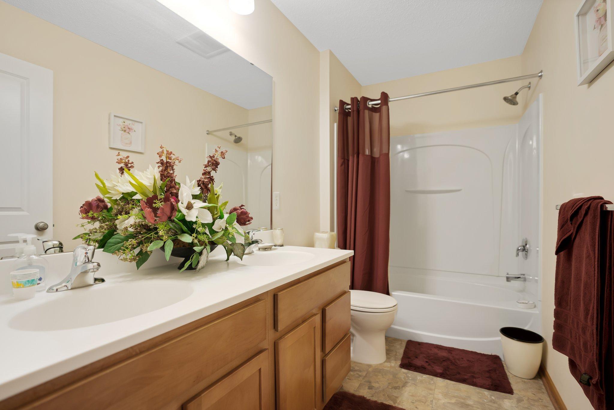 2337 Woodcrest Drive