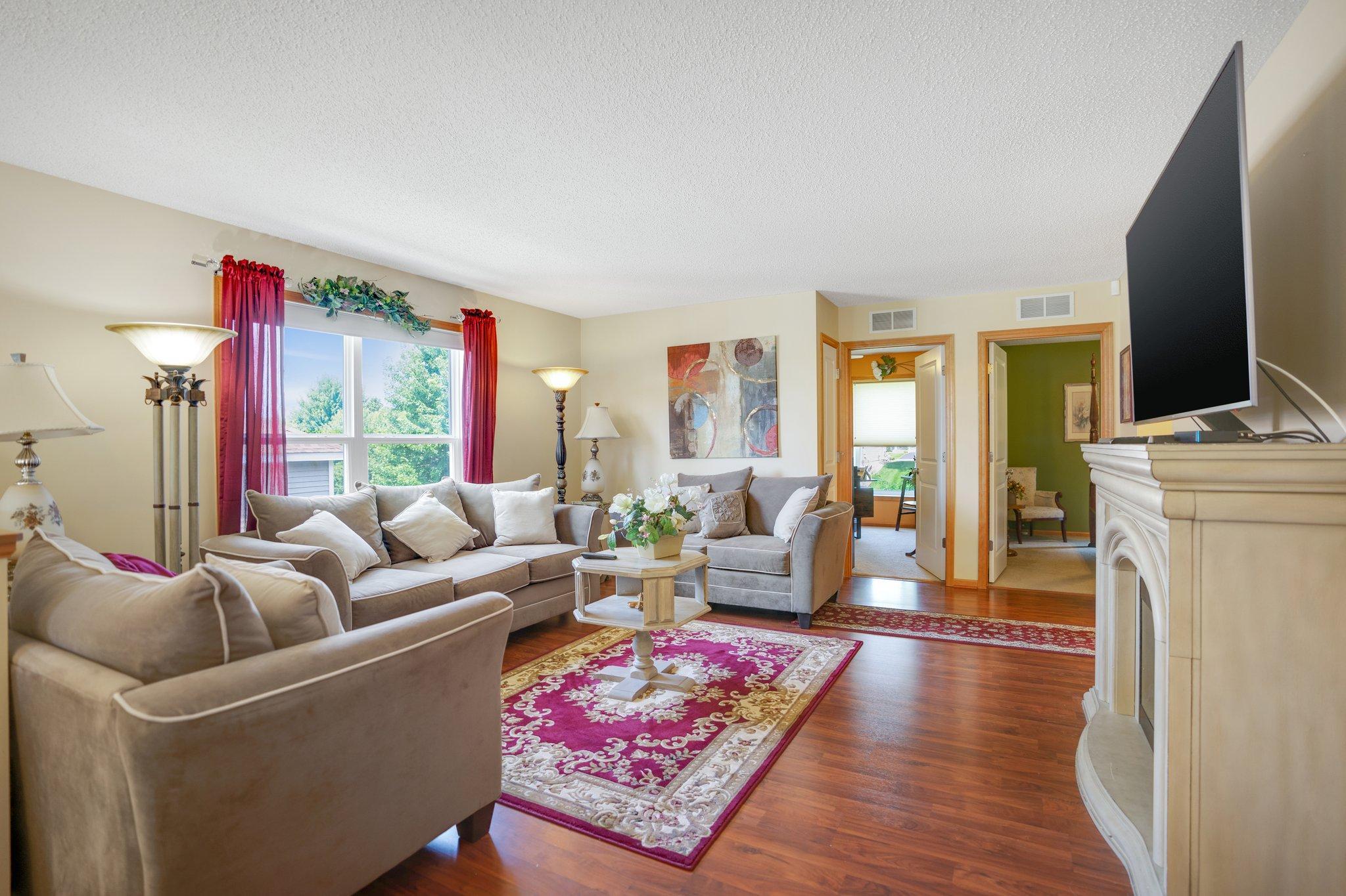 2337 Woodcrest Drive