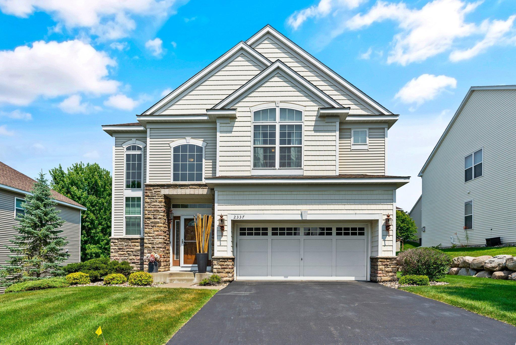 2337 Woodcrest Drive