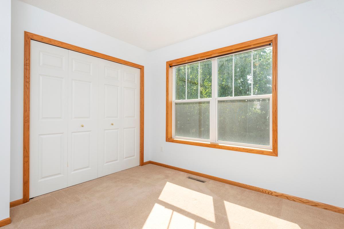 3017 Chamberlain Street N Unit: 5