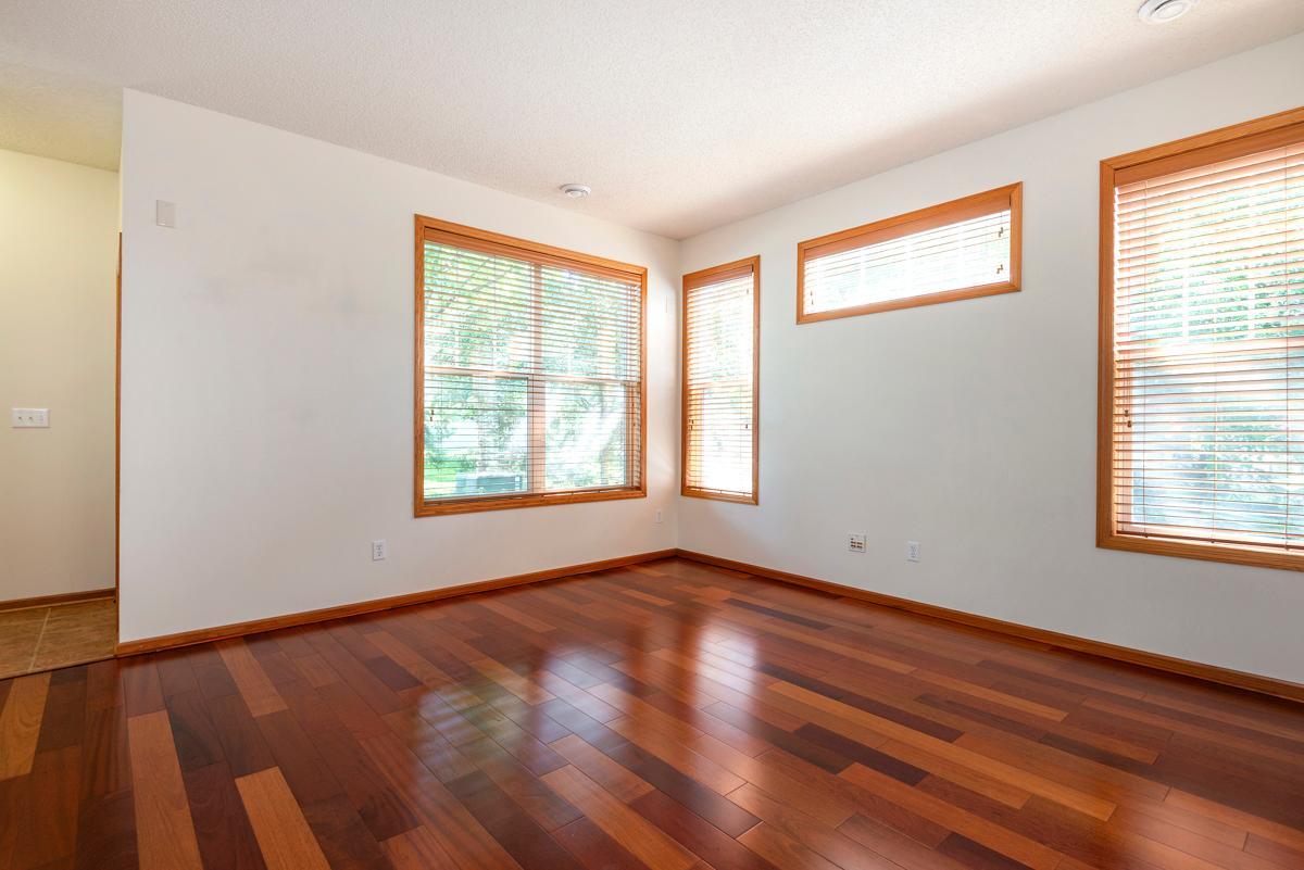 3017 Chamberlain Street N Unit: 5