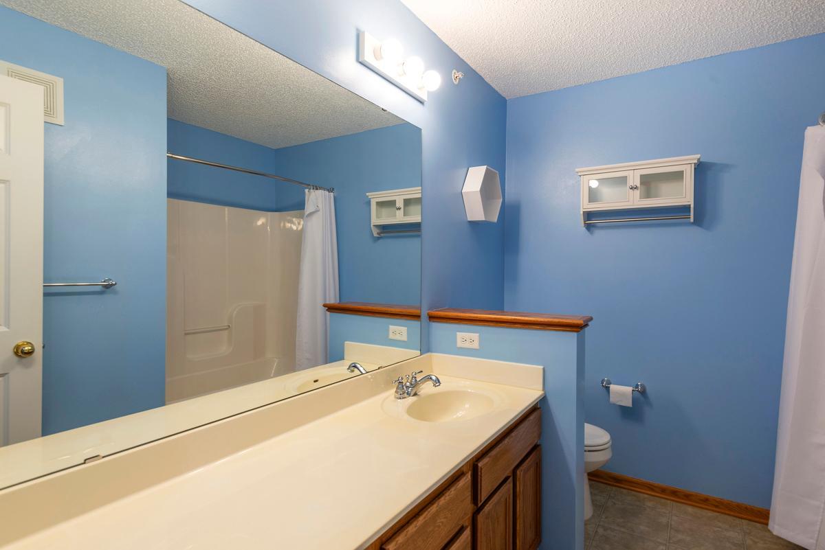 3017 Chamberlain Street N Unit: 5