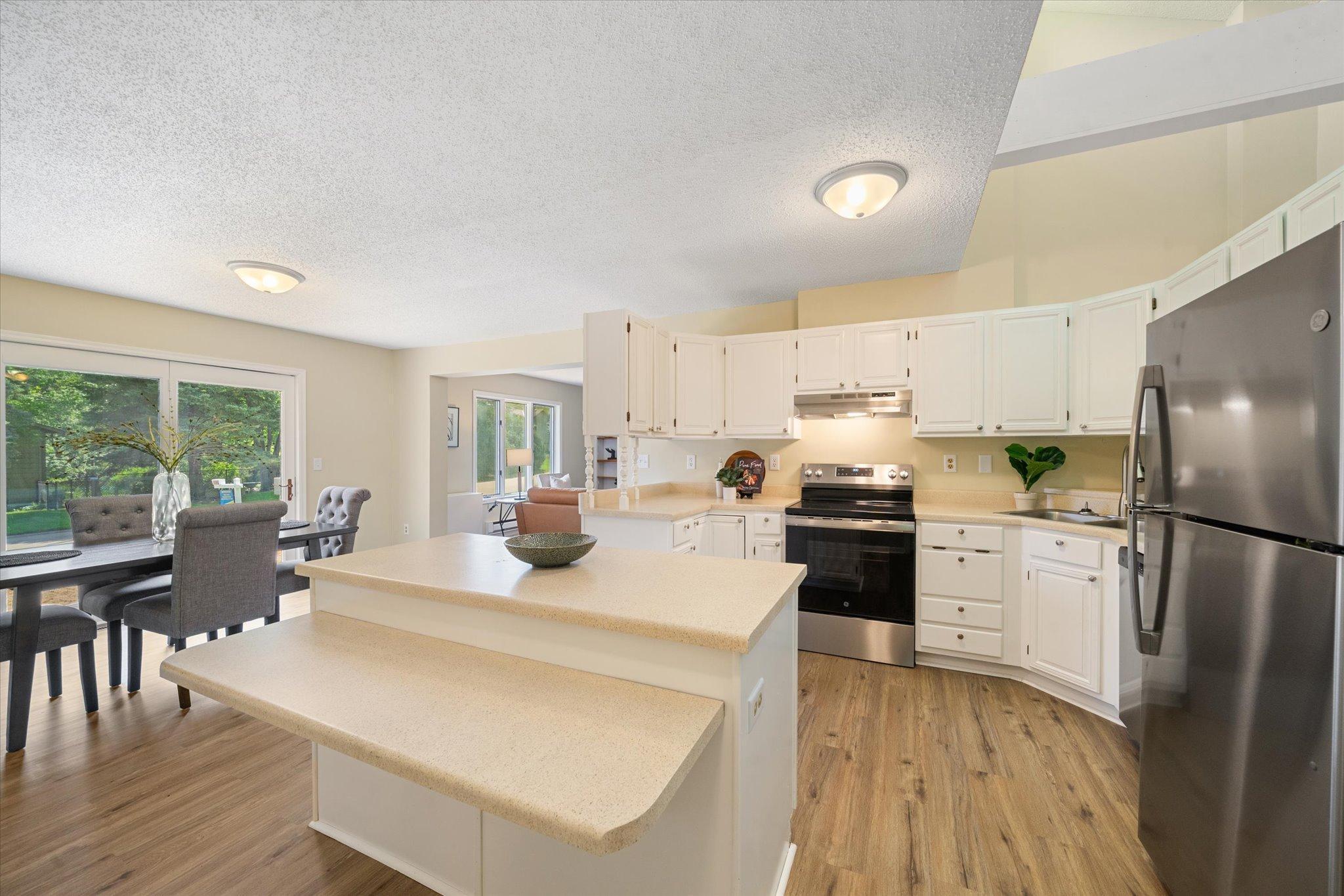 2649 64th Street E