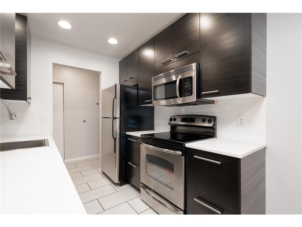 6317 Alderwood Unit: A