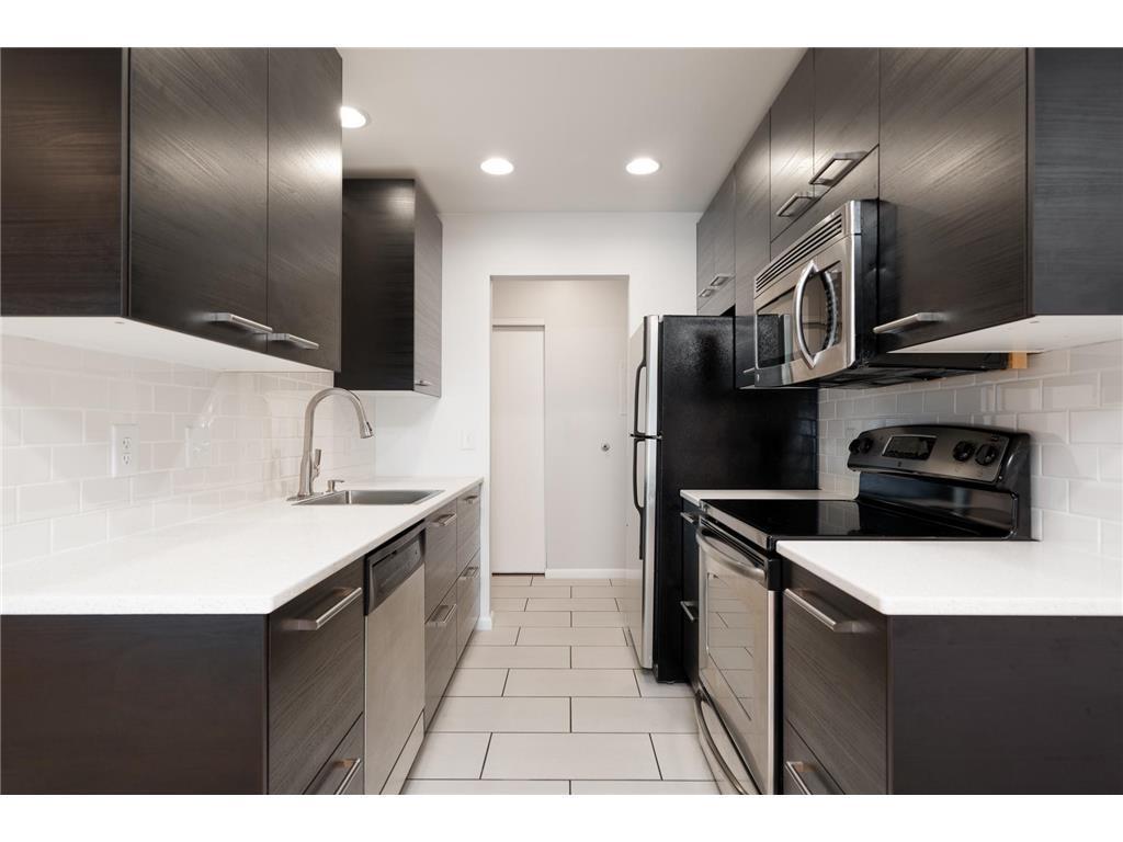 6317 Alderwood Unit: A