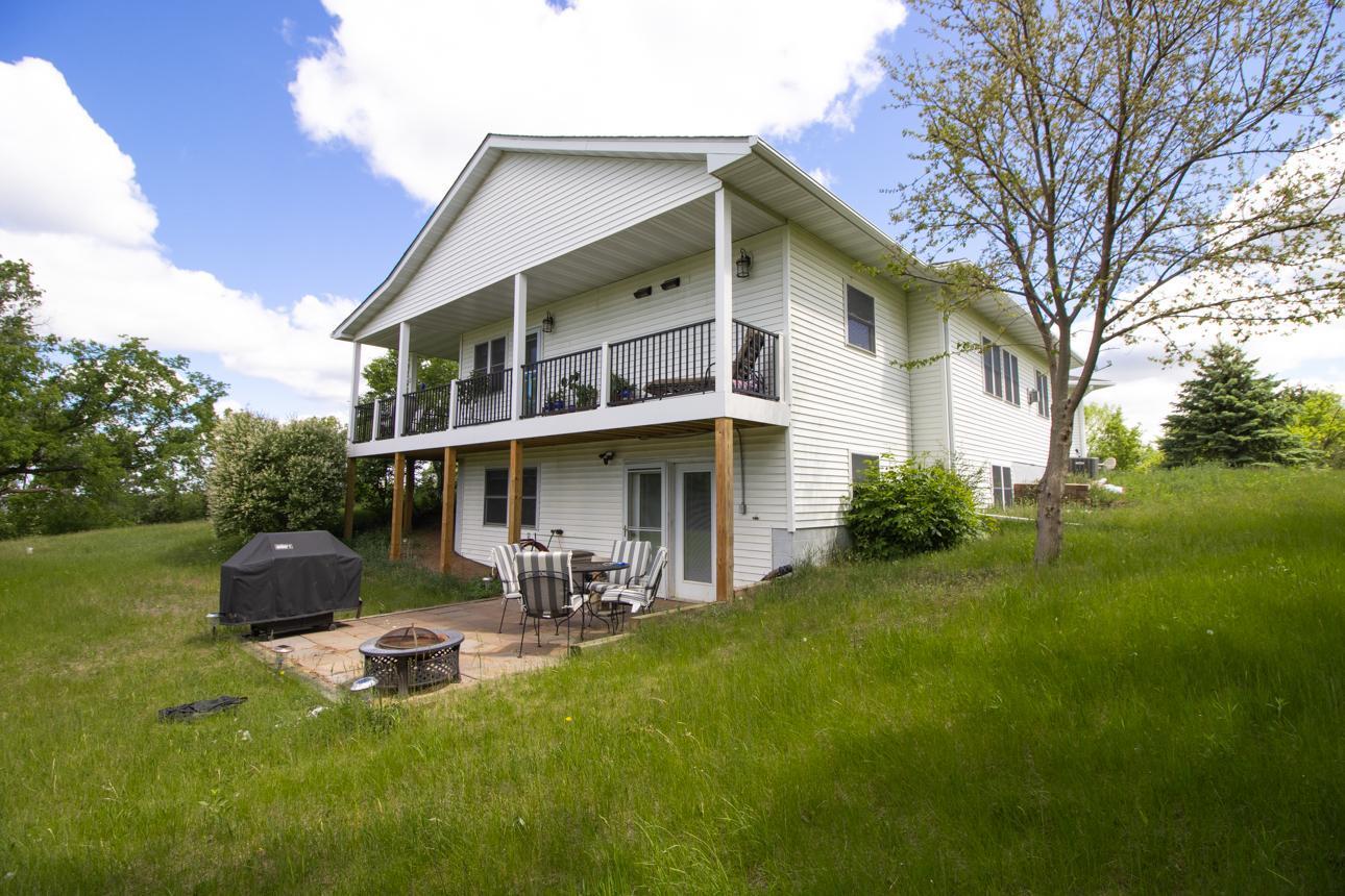571 Old Highway 35 South