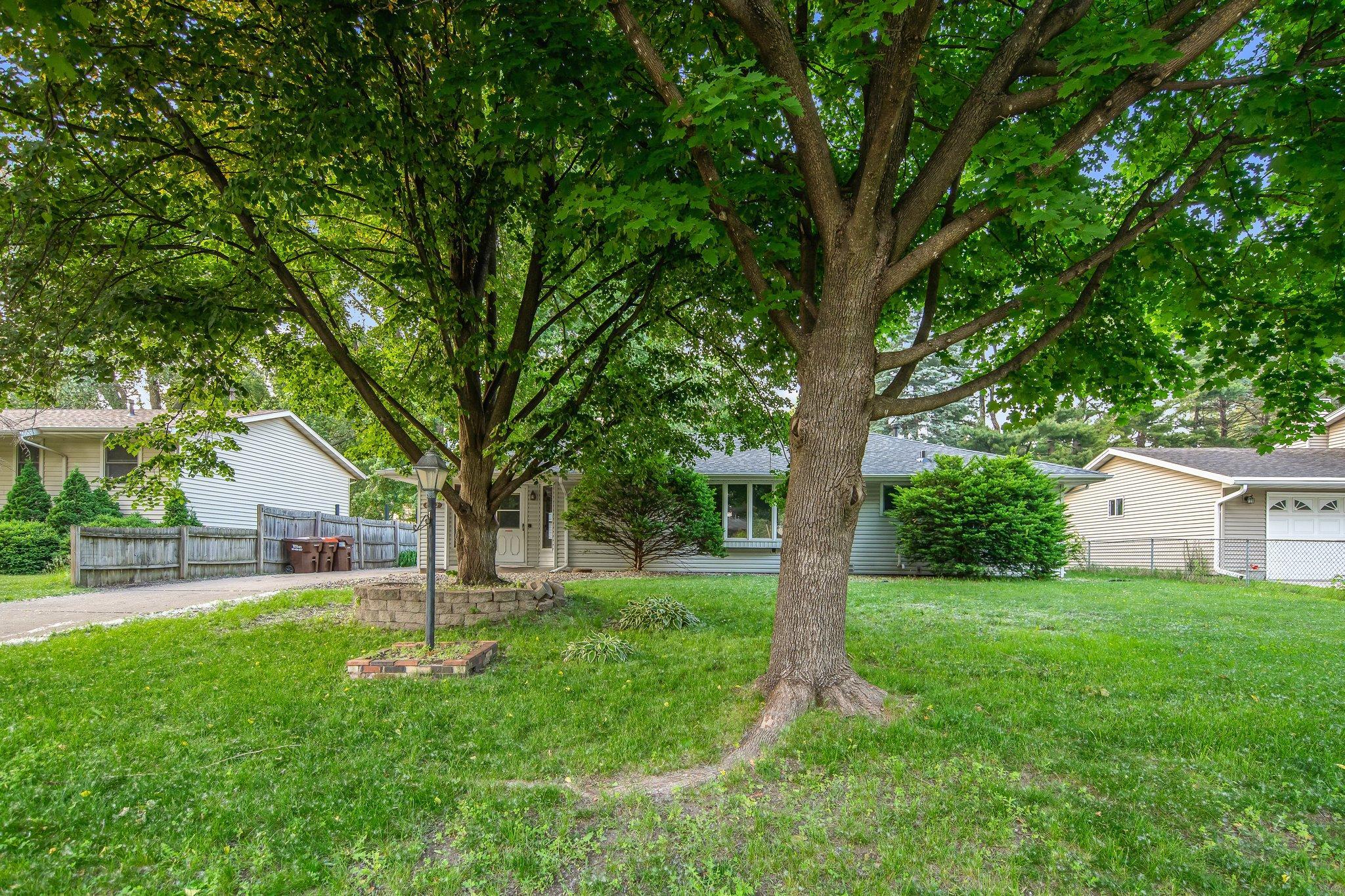 8452 85th Street S