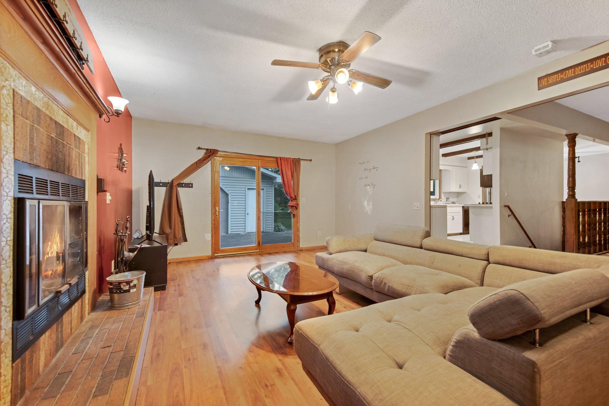 8452 85th Street S