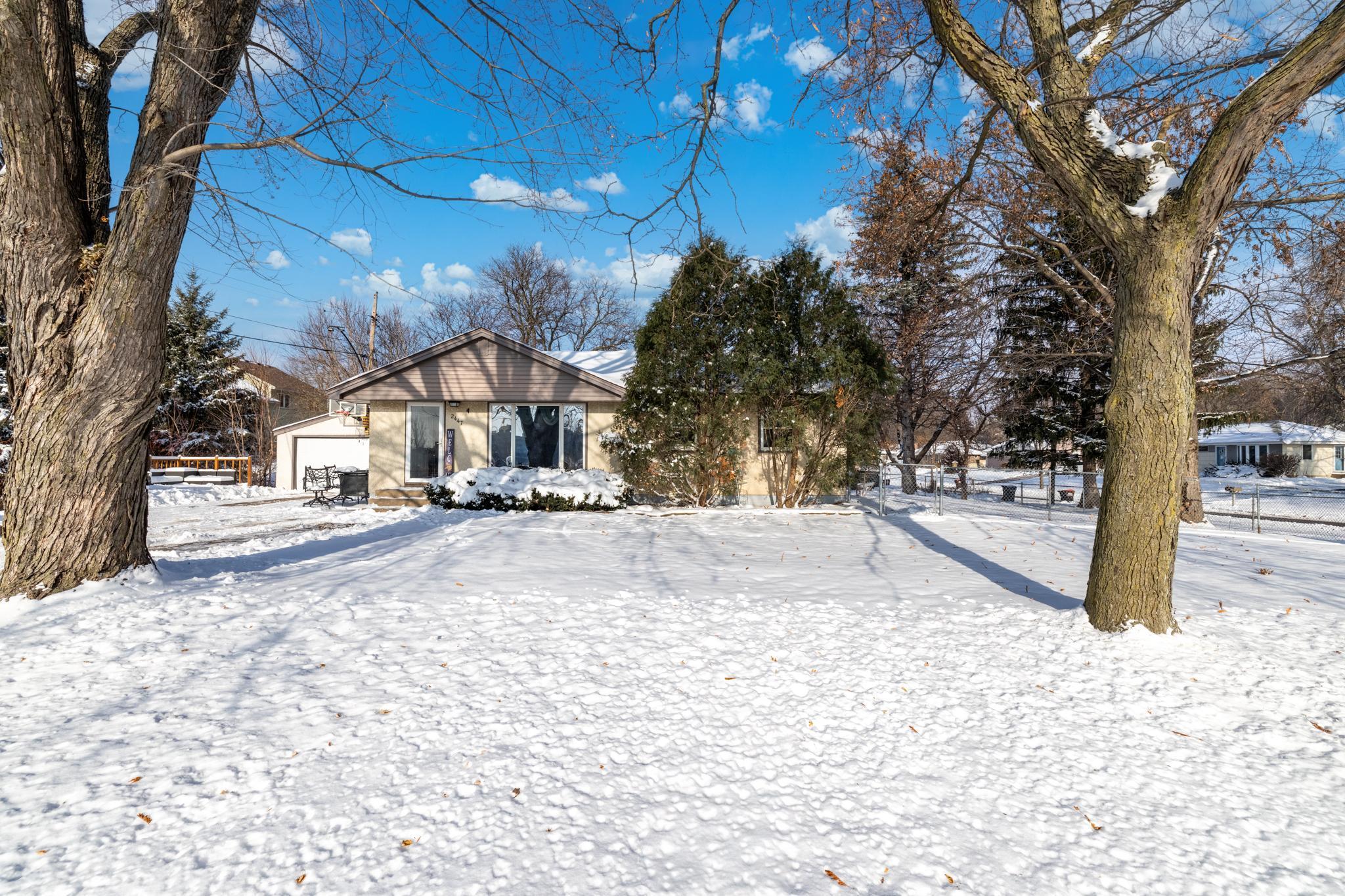 2447 Minnehaha Avenue E