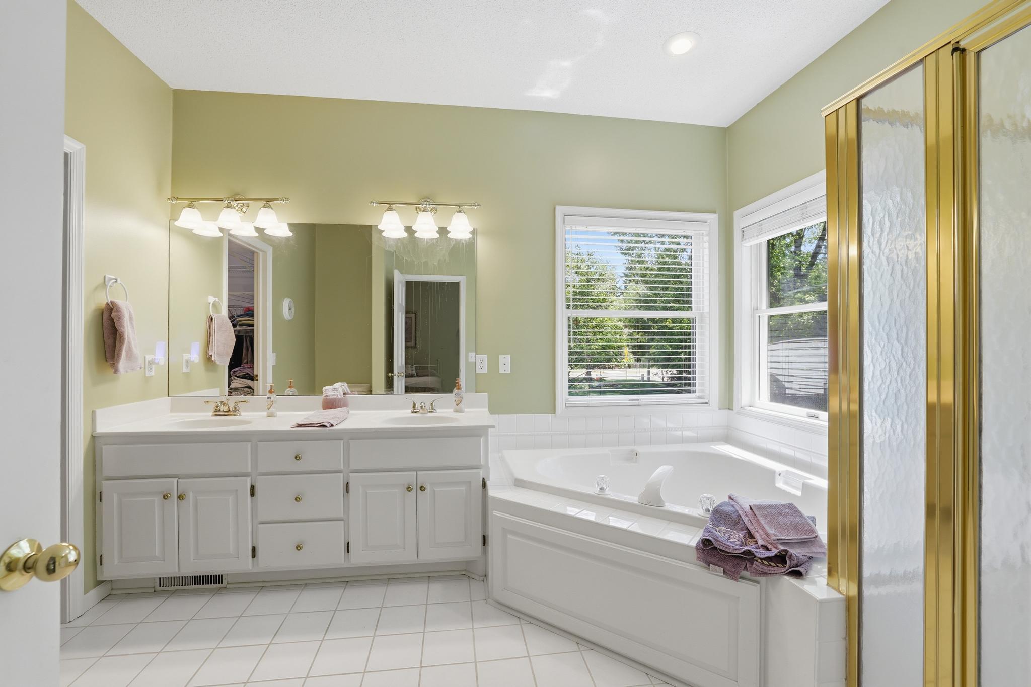 1084 Tamberwood Court
