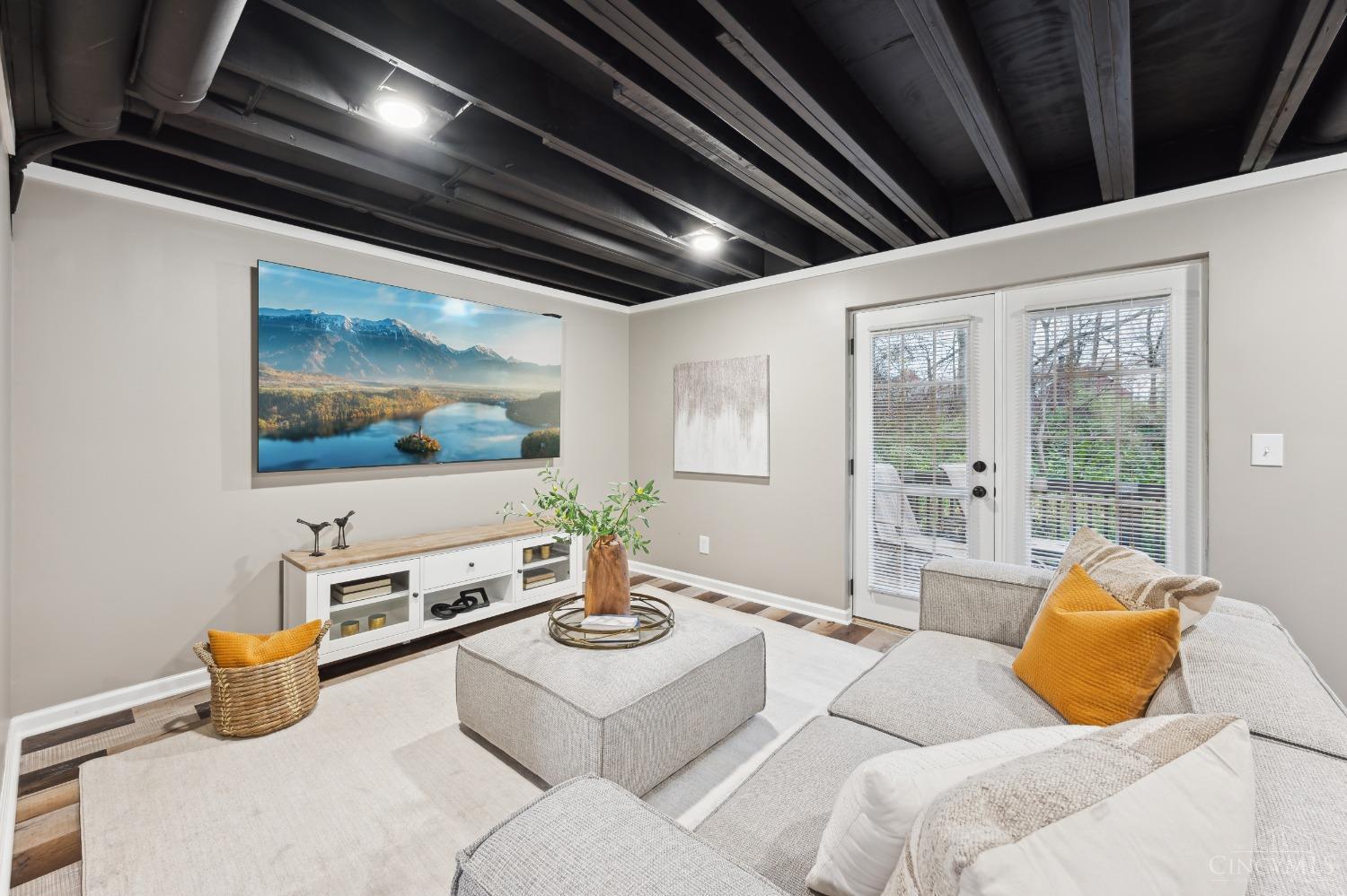 10802 Lakehurst Court 114