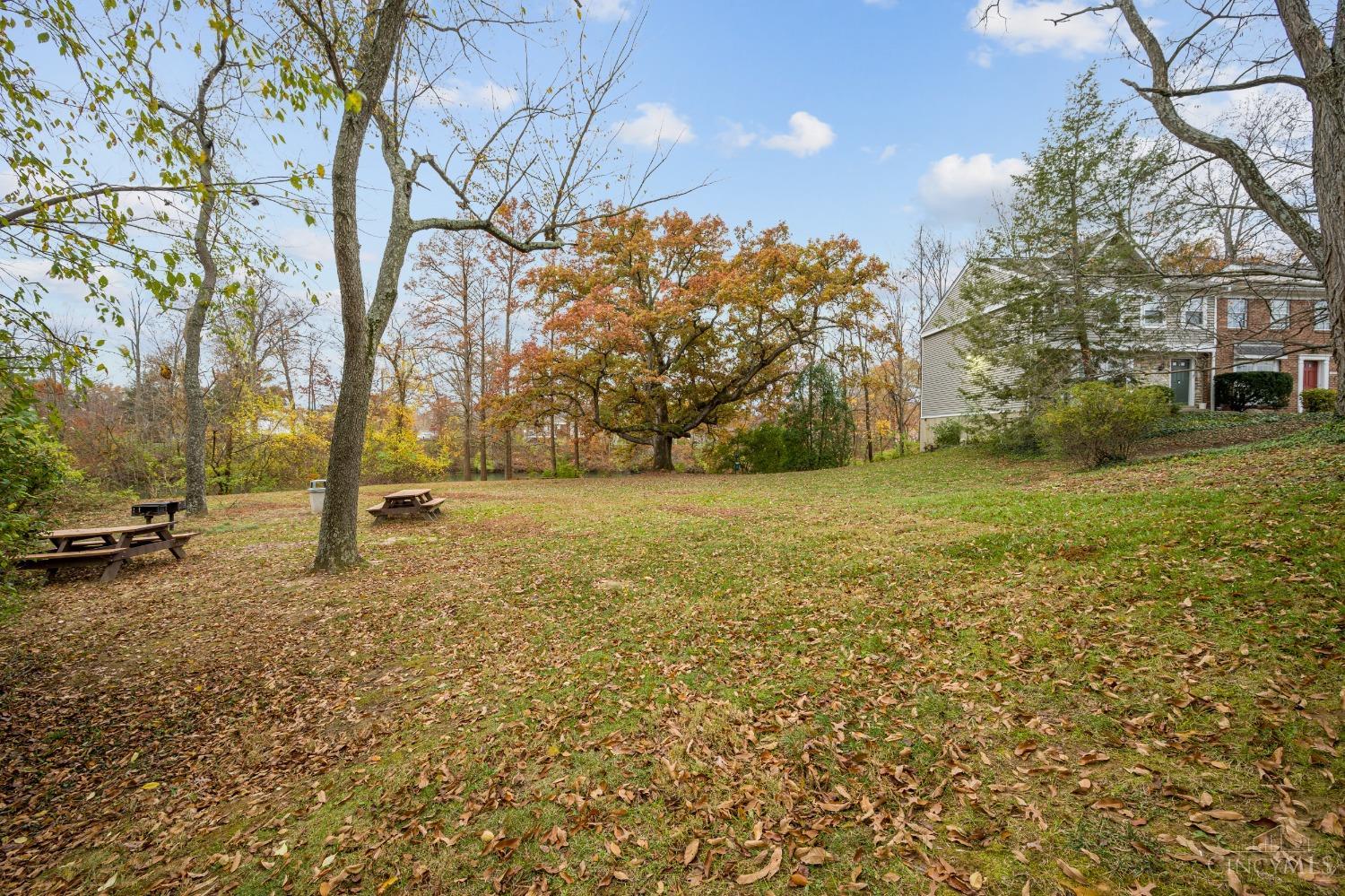 10802 Lakehurst Court 114