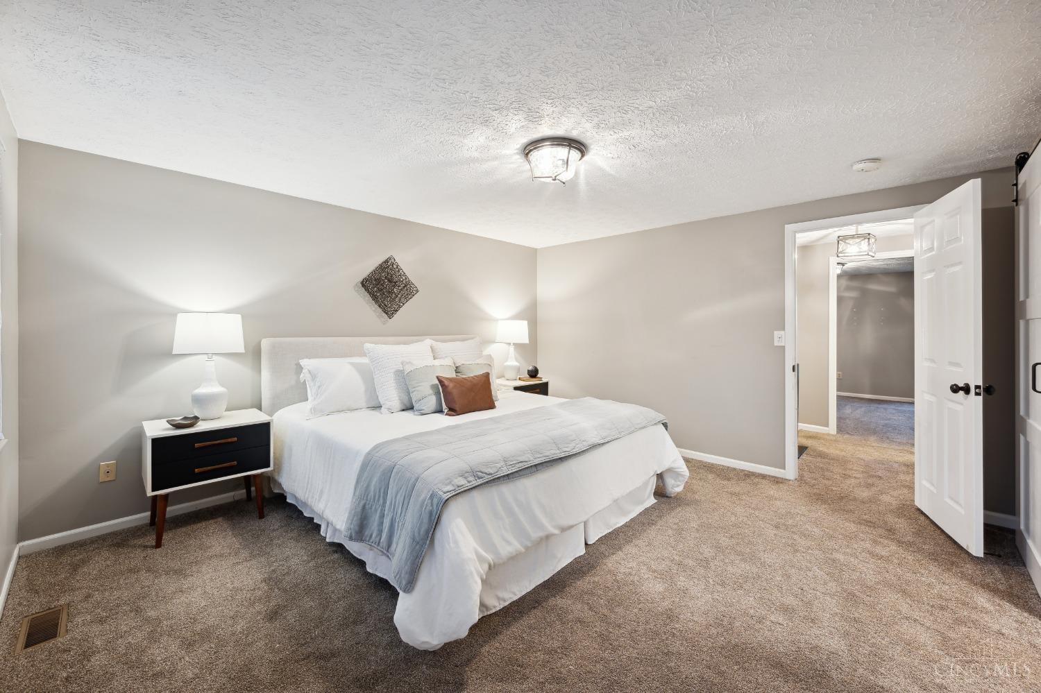 10802 Lakehurst Court 114