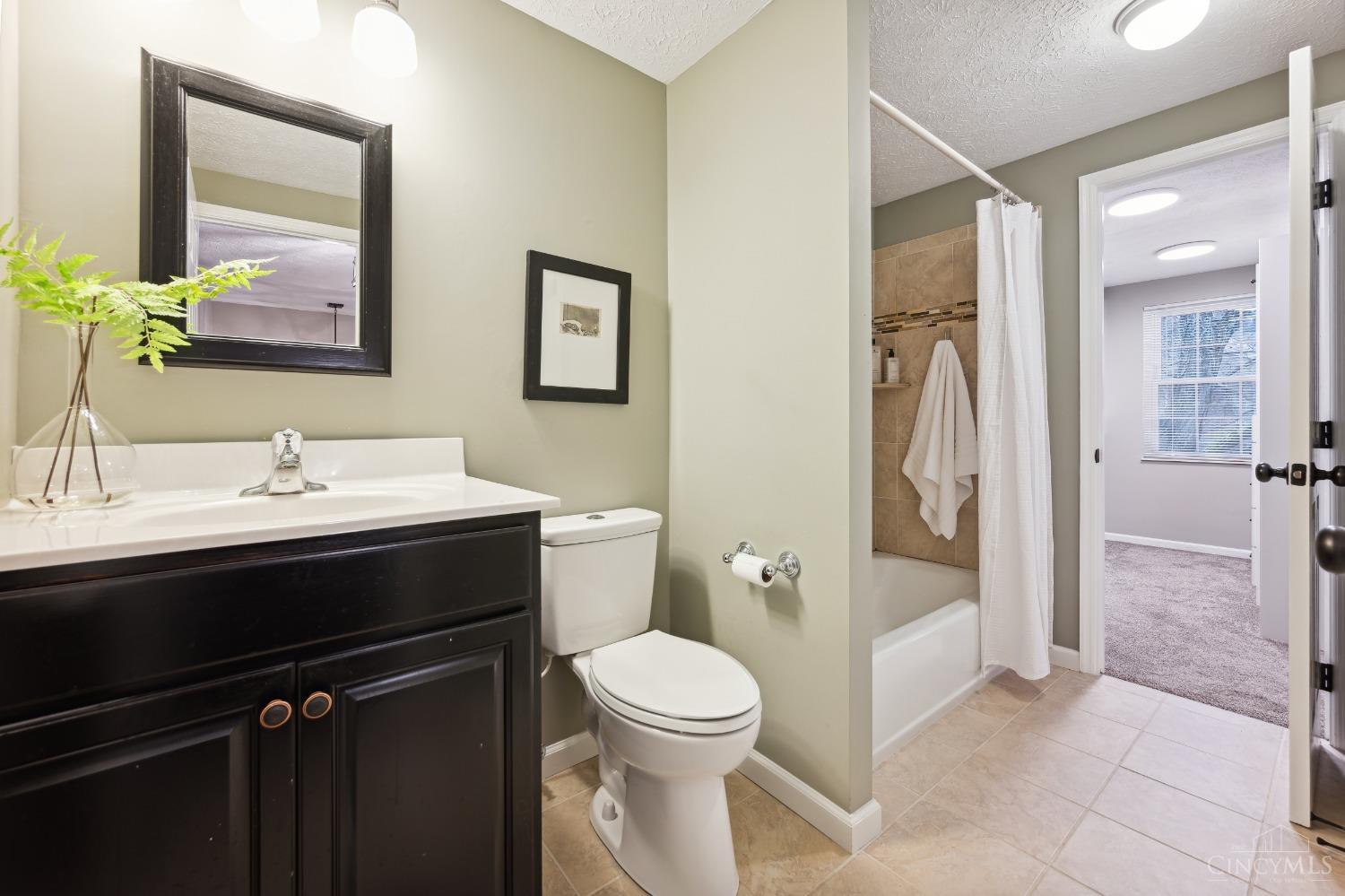 10802 Lakehurst Court 114