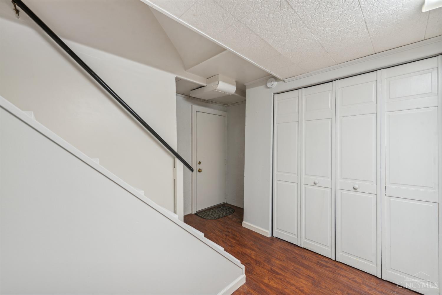 1027 Harbury Drive