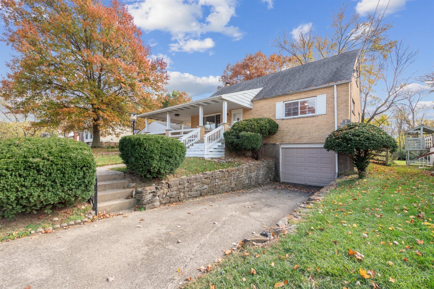 1027 Harbury Drive