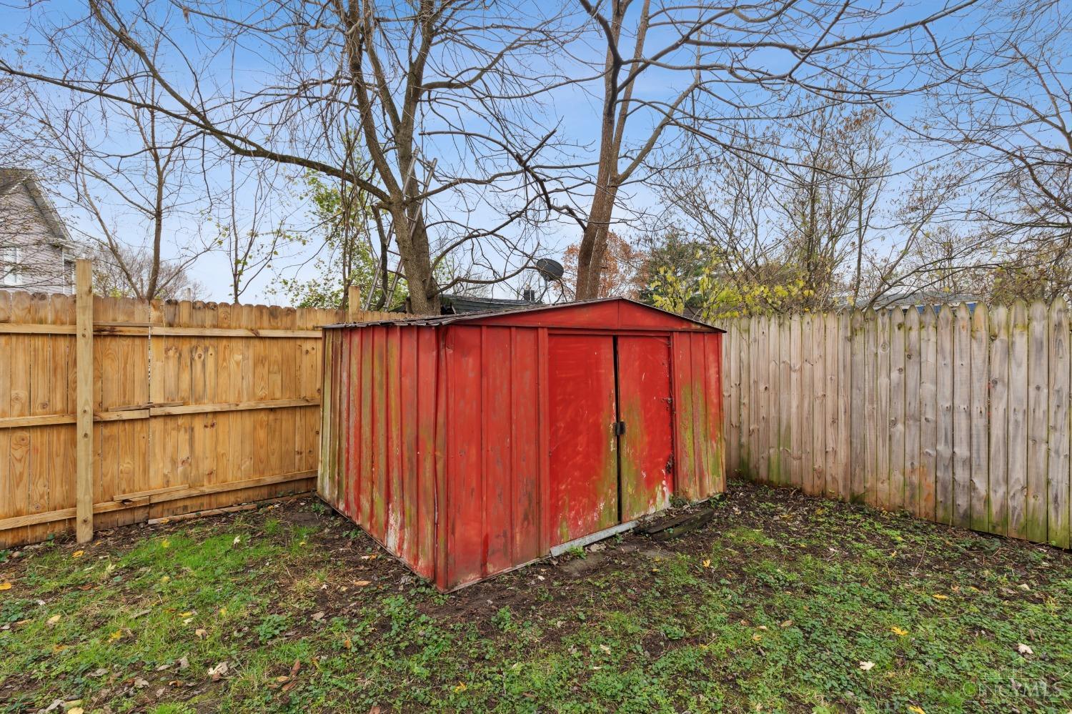 4847 Greenwood Terrace