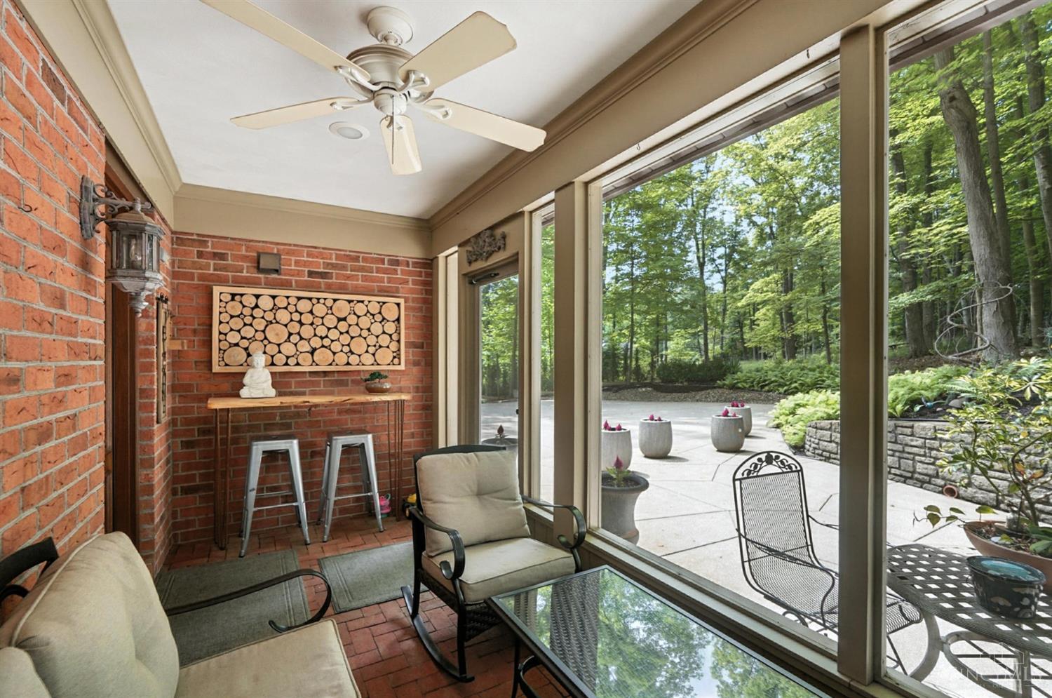6125 Squirrelwoods Lane