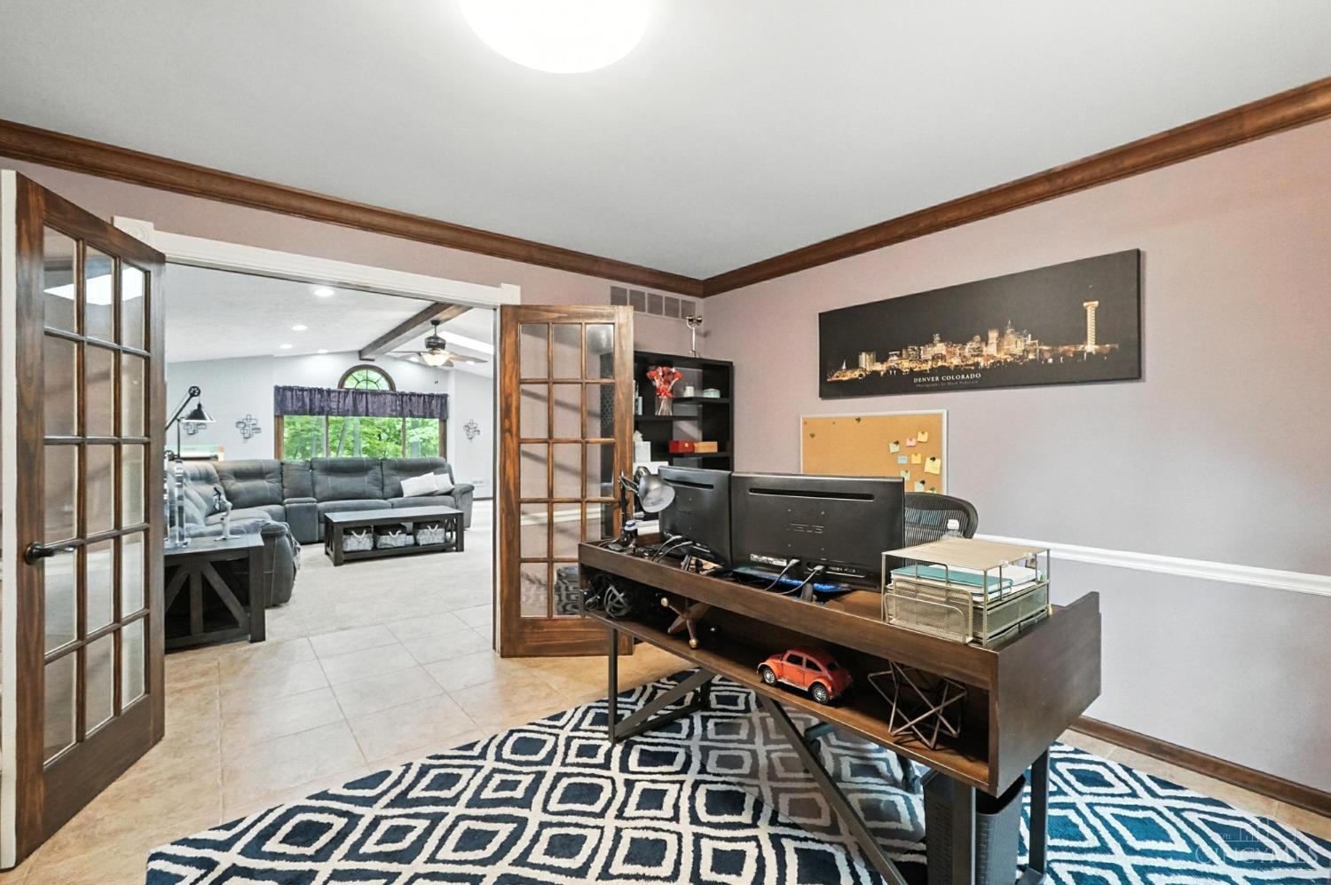 6125 Squirrelwoods Lane
