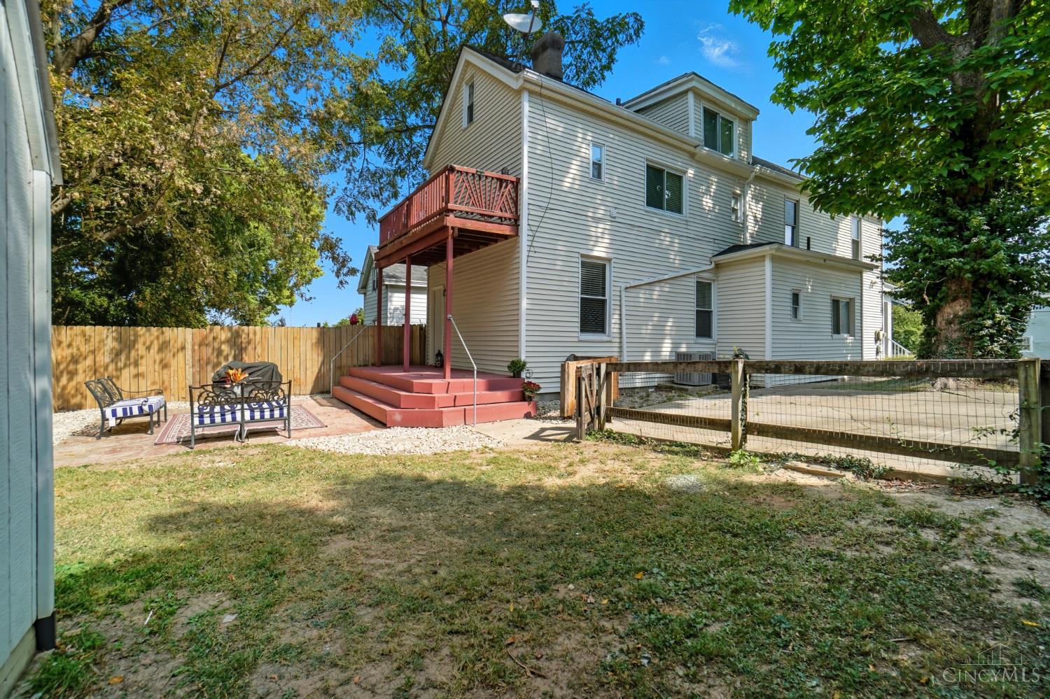 3575 Potomac Avenue