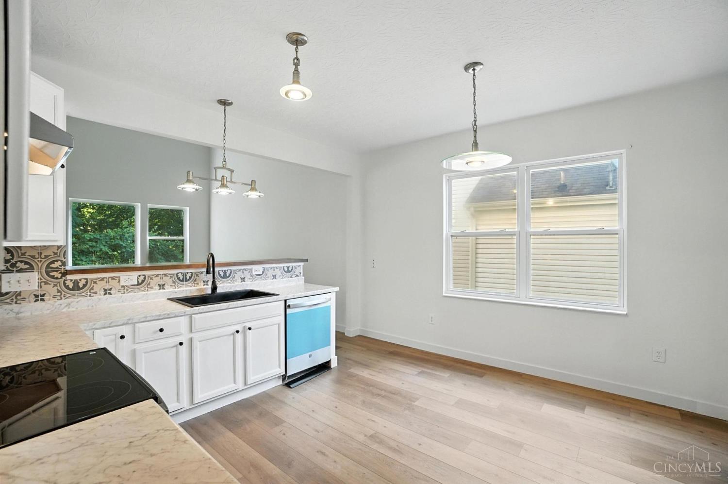 2380 Oaktree Place