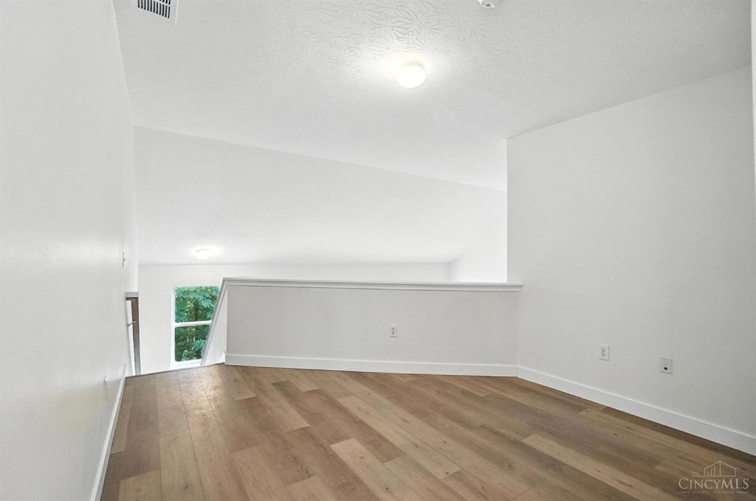 2380 Oaktree Place