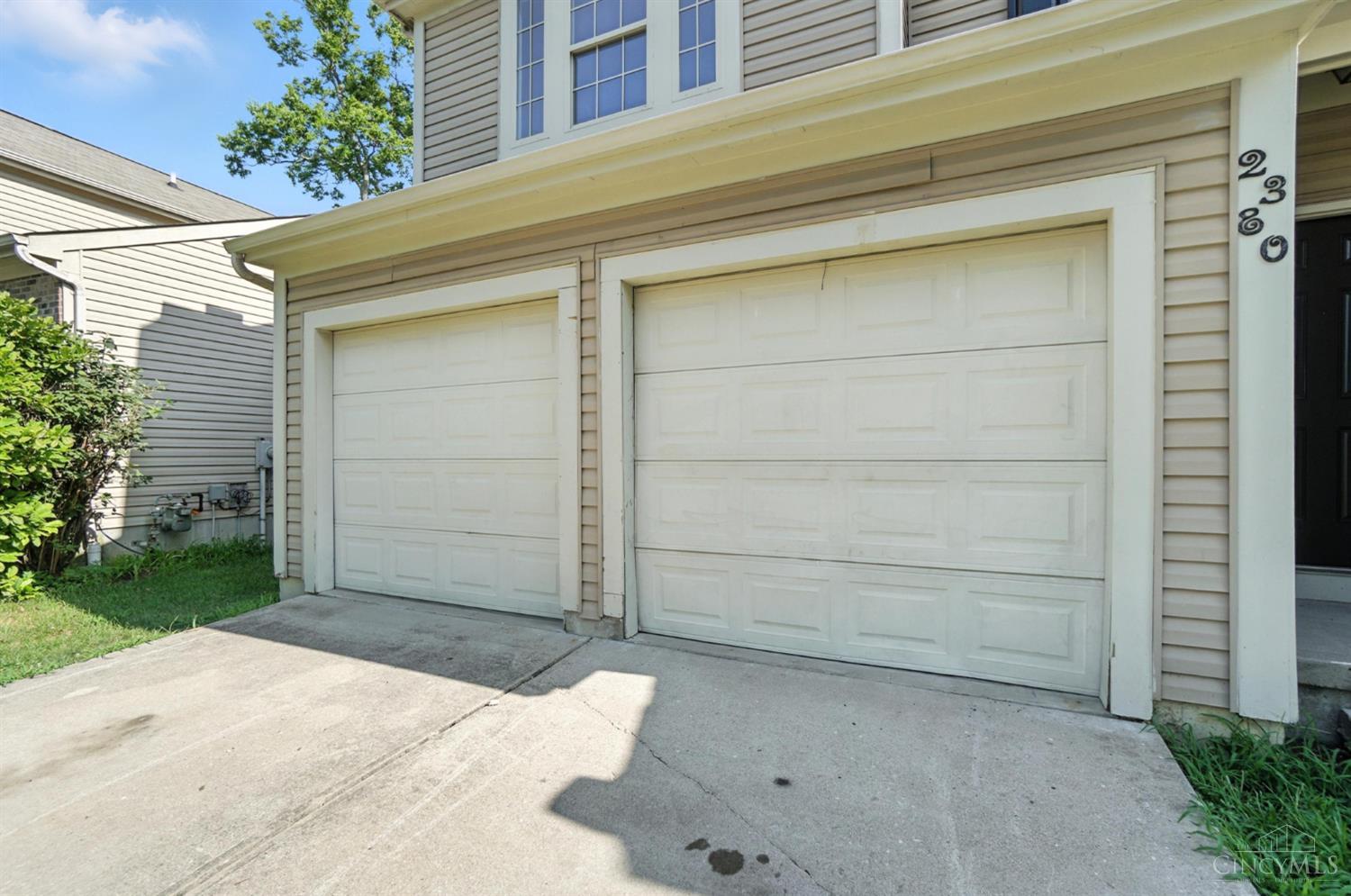 2380 Oaktree Place