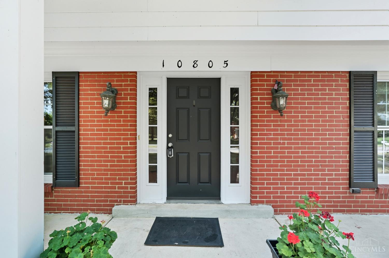 10805 Stockbridge Lane