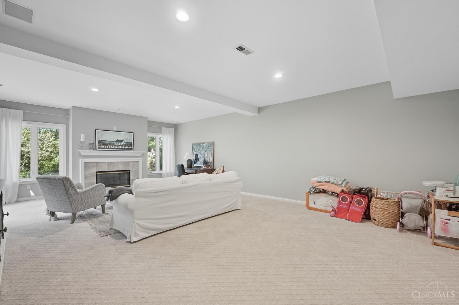 1221 Mistymeadow Lane