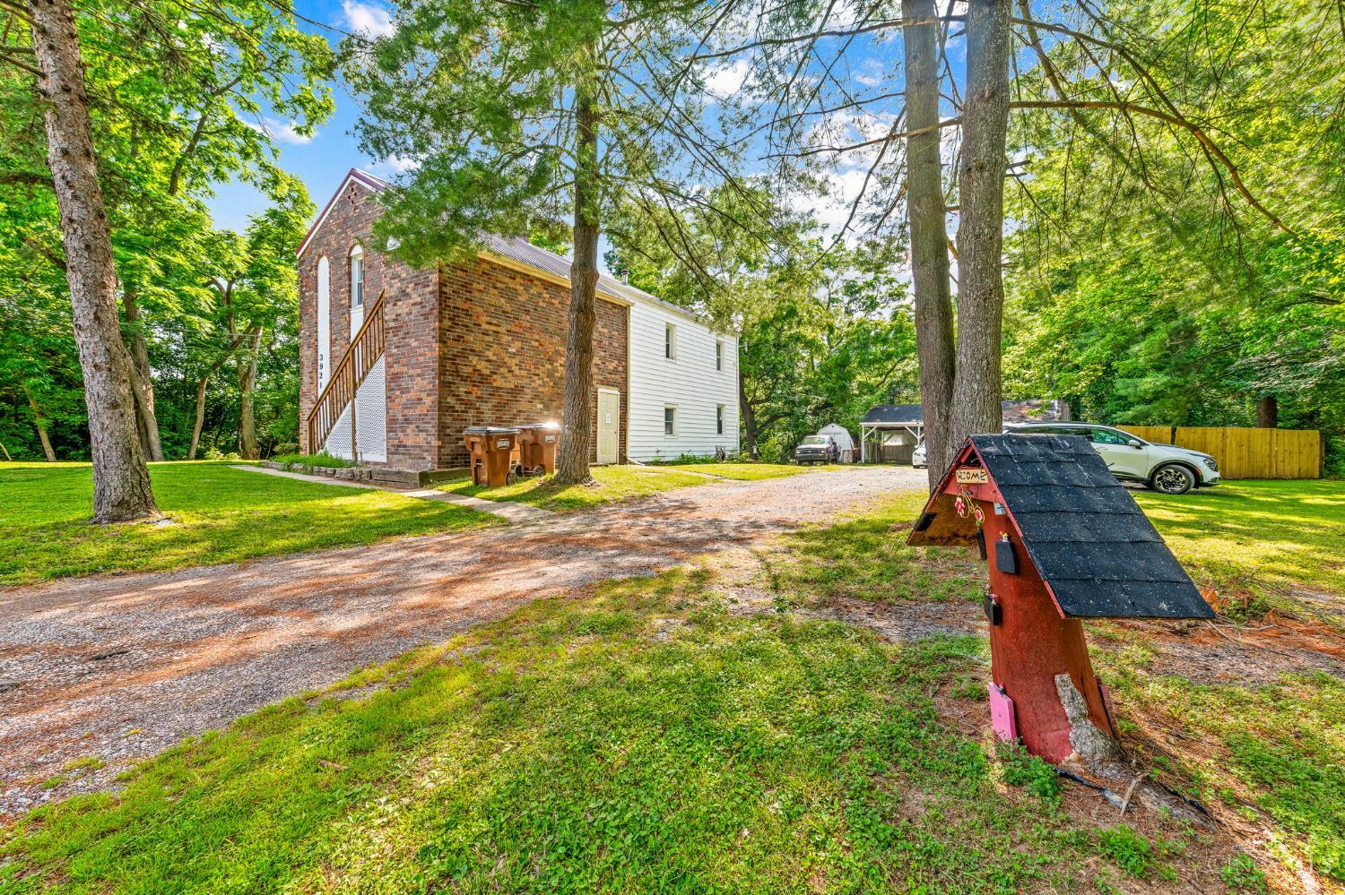 3921 Randolph Lane