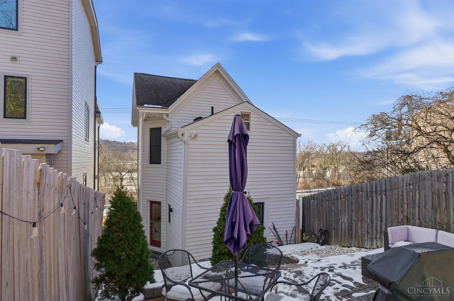 3222 Walworth Avenue