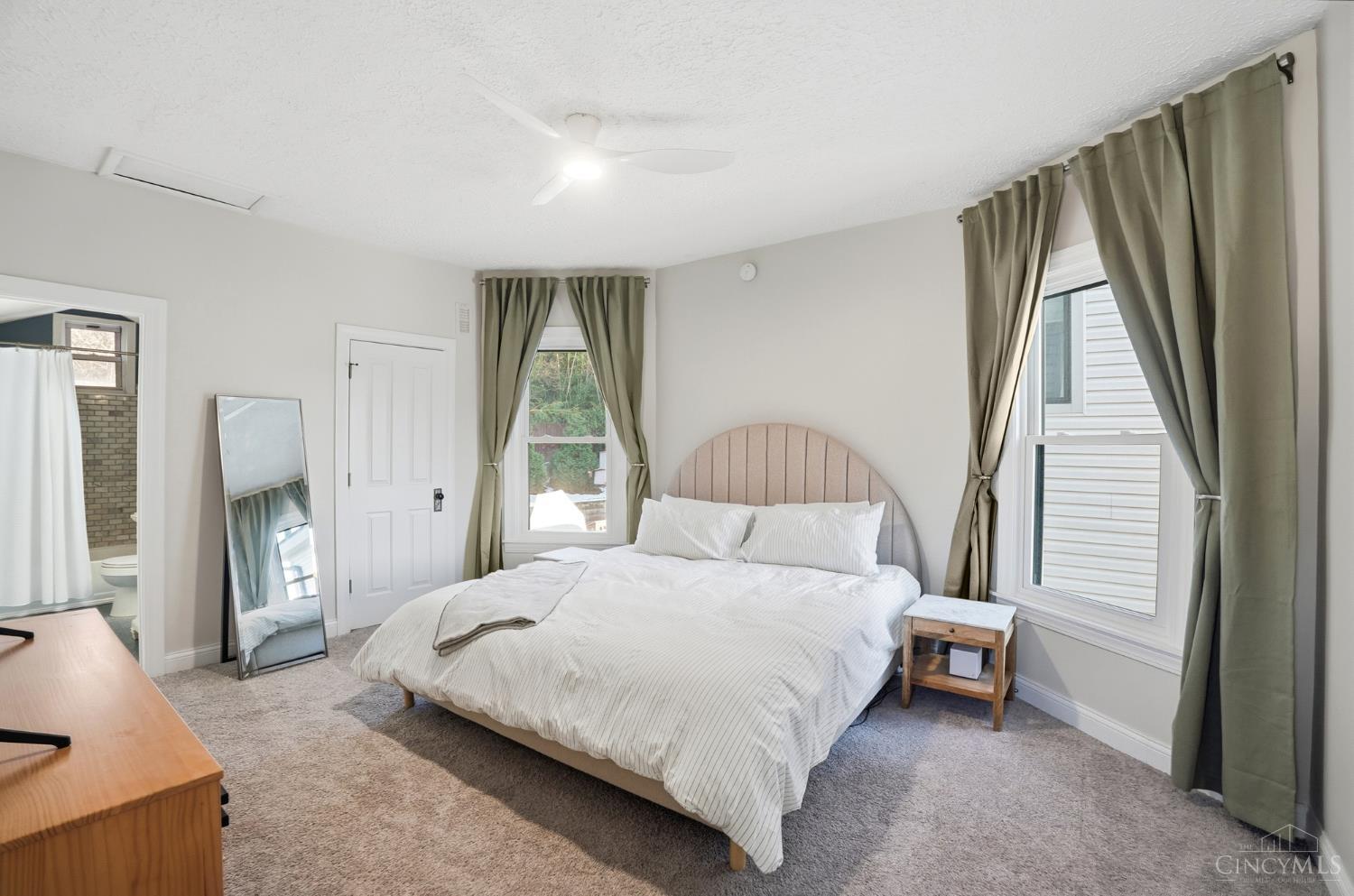 3222 Walworth Avenue