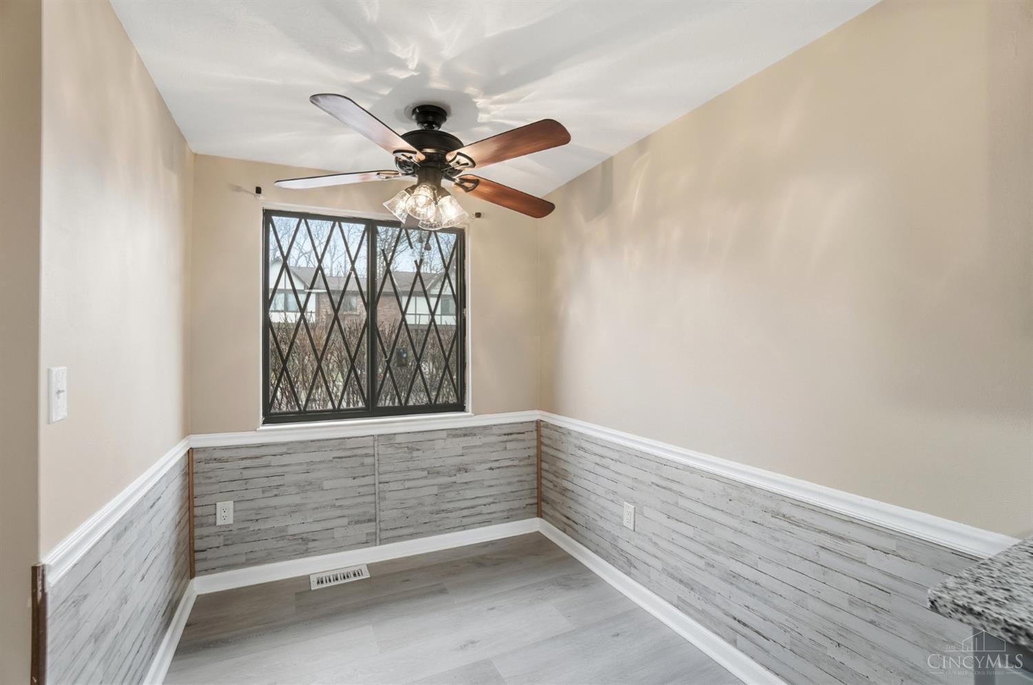 454 Dartmouth Circle 43