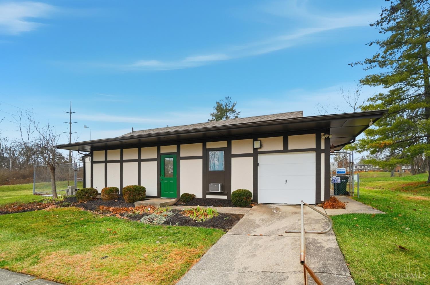 454 Dartmouth Circle 43