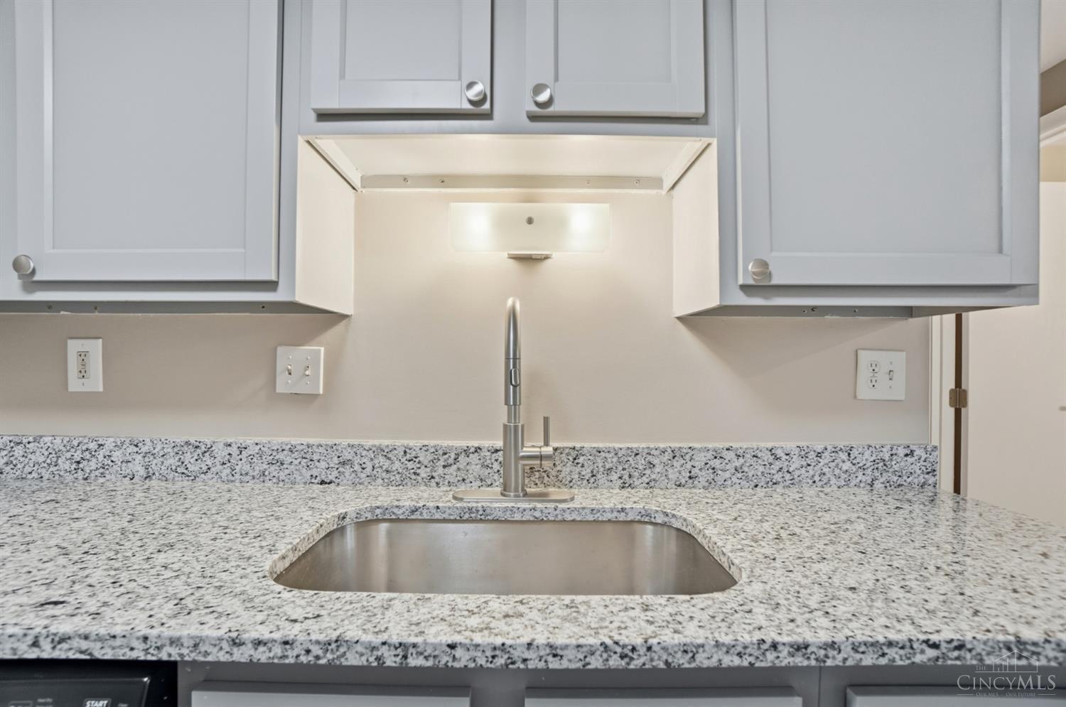 454 Dartmouth Circle 43