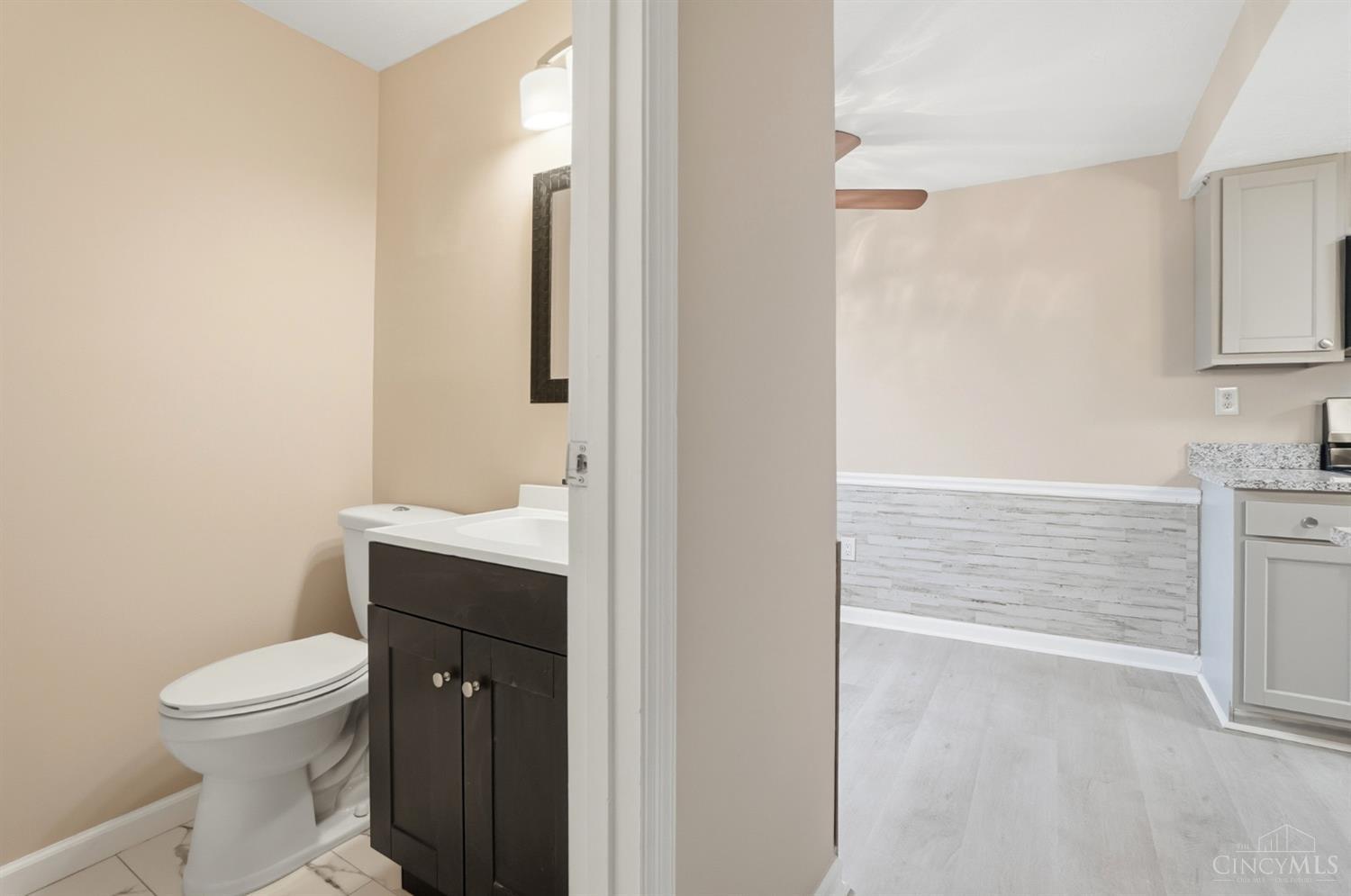 454 Dartmouth Circle 43