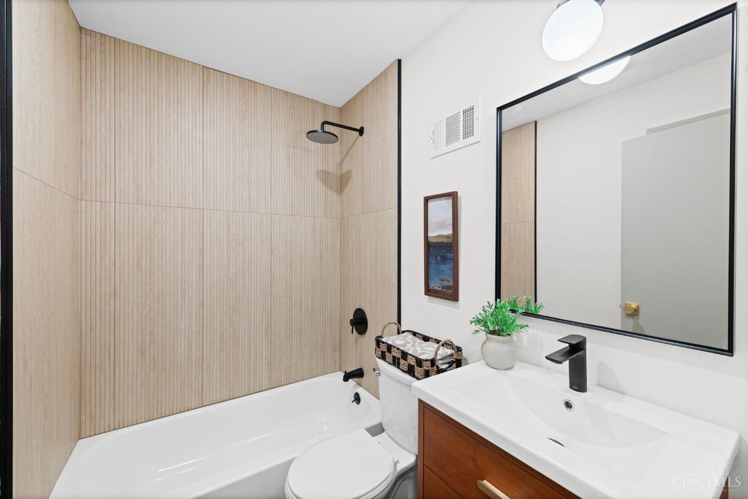 2580 Cranbrook Drive