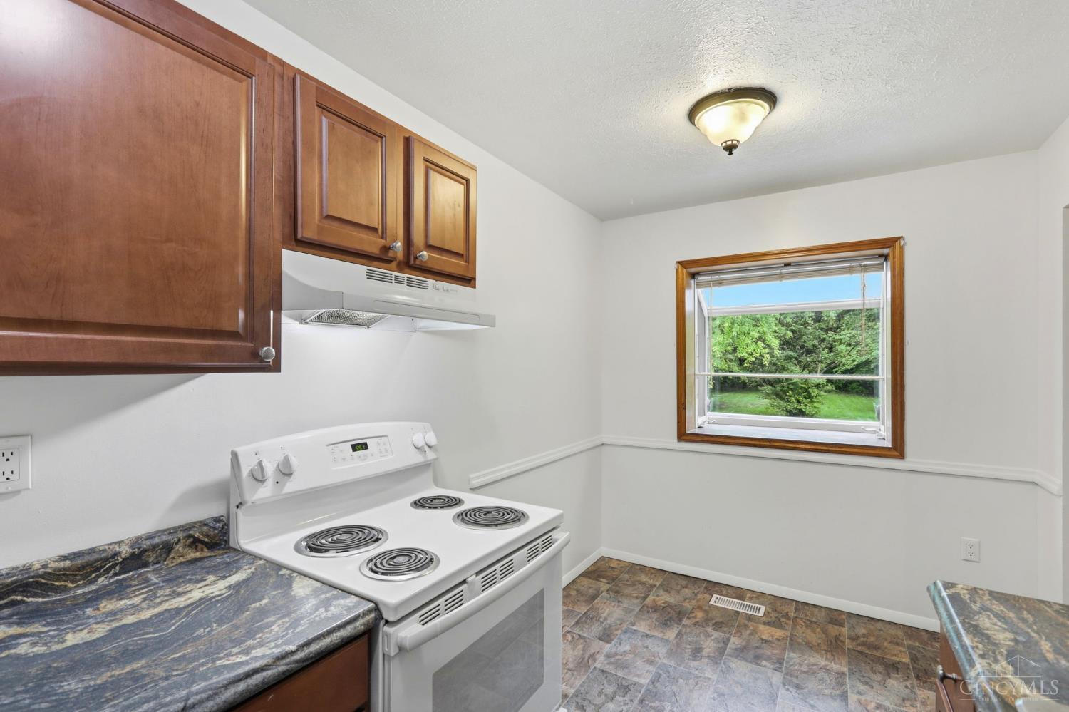 4150 Mt Carmel Tobasco Road 596